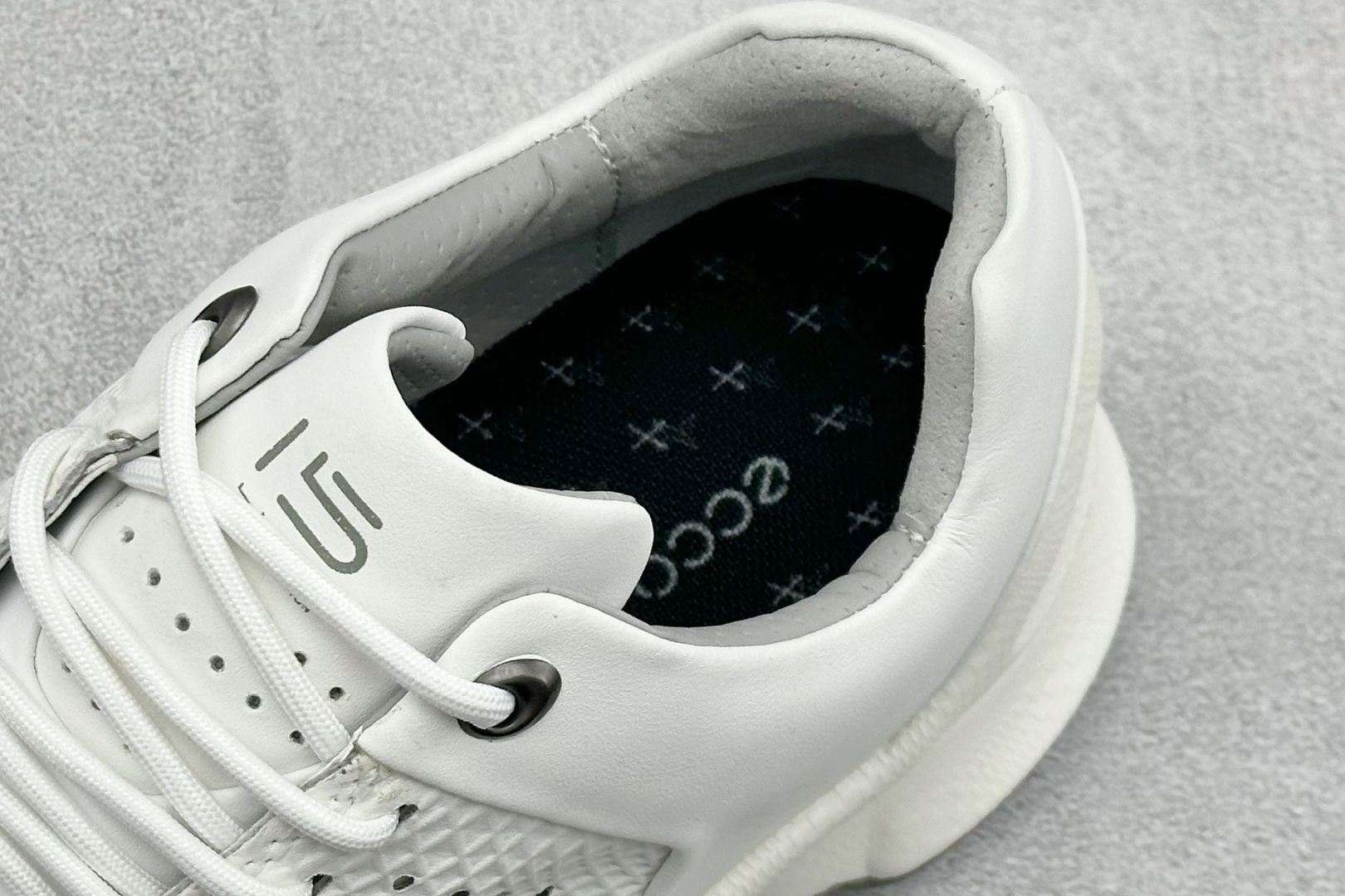 270 M版Ecco 爱步BIOM健步探索系列缓震运动鞋 8003346-Chinese UA Cheap High Quatity Brand Clothes Bags handbags Sneakers wholesale wholesaler seller from China Factory suppliers Fashion Clothing Shoes best Quality Beautiful Price 270 M版Ecco 爱步BIOM健步探索系列缓震运动鞋 8003346