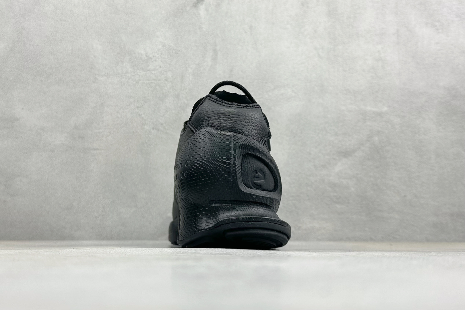 270 M版Ecco 爱步BIOM健步探索系列缓震运动鞋 8005550-Chinese UA Cheap High Quatity Brand Clothes Bags handbags Sneakers wholesale wholesaler seller from China Factory suppliers Fashion Clothing Shoes best Quality Beautiful Price 270 M版Ecco 爱步BIOM健步探索系列缓震运动鞋 8005550