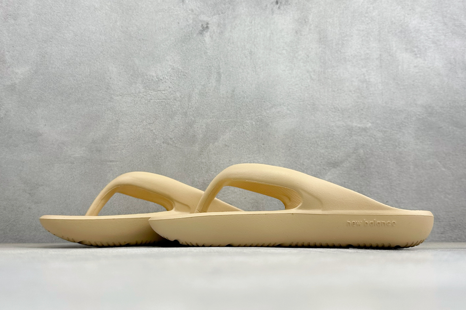 80 CX版New balance NB X TAW&TOE 夏季沙滩休闲凉拖人字拖 SD5601GBE-Chinese UA Cheap High Quatity Brand Clothes Bags handbags Sneakers wholesale wholesaler seller from China Factory suppliers Fashion Clothing Shoes best Quality Beautiful Price 80 CX版New balance NB X TAW&TOE 夏季沙滩休闲凉拖人字拖 SD5601GBE