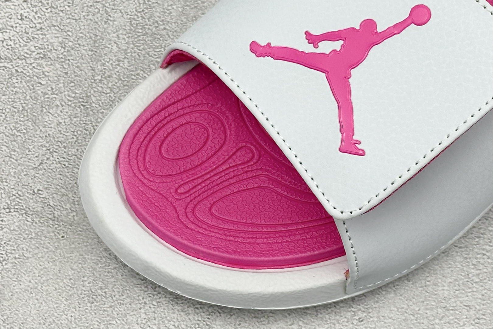 CX版JORDAN HYDRO XIII RETRO 舒适透气防滑魔术贴一字拖鞋 684920-002 CX版JORDAN HYDRO XIII RETRO 舒适透气防滑魔术贴一字拖鞋 684920-002