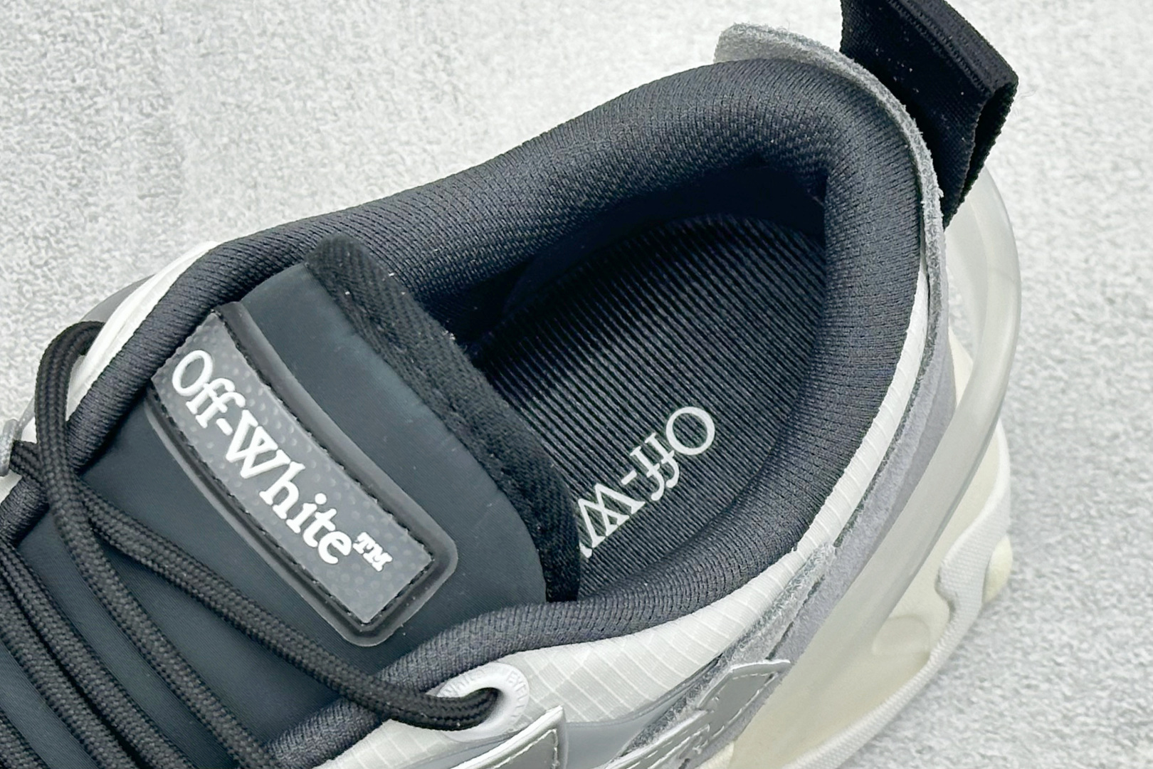 380 S版OFF-WHITE-ODSY 圆头系带 耐磨 低帮生活休闲鞋 OWIA190F23FAB