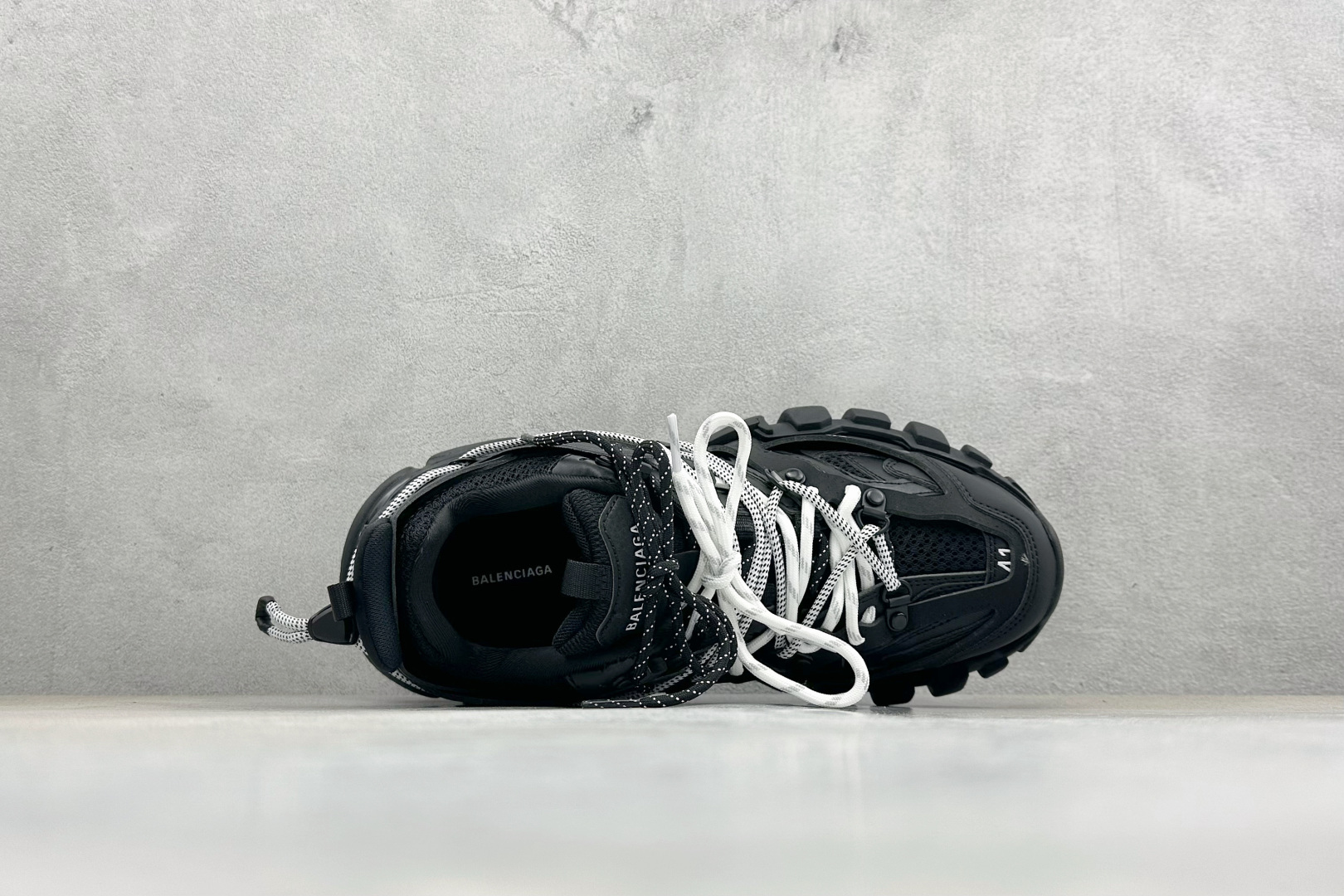 OBalenciaga Sneaker Tess s.Gomma 巴黎3.0 三代户外网面概念鞋 800592WTRHK OBalenciaga Sneaker Tess s.Gomma 巴黎3.0 三代户外网面概念鞋 800592WTRHK