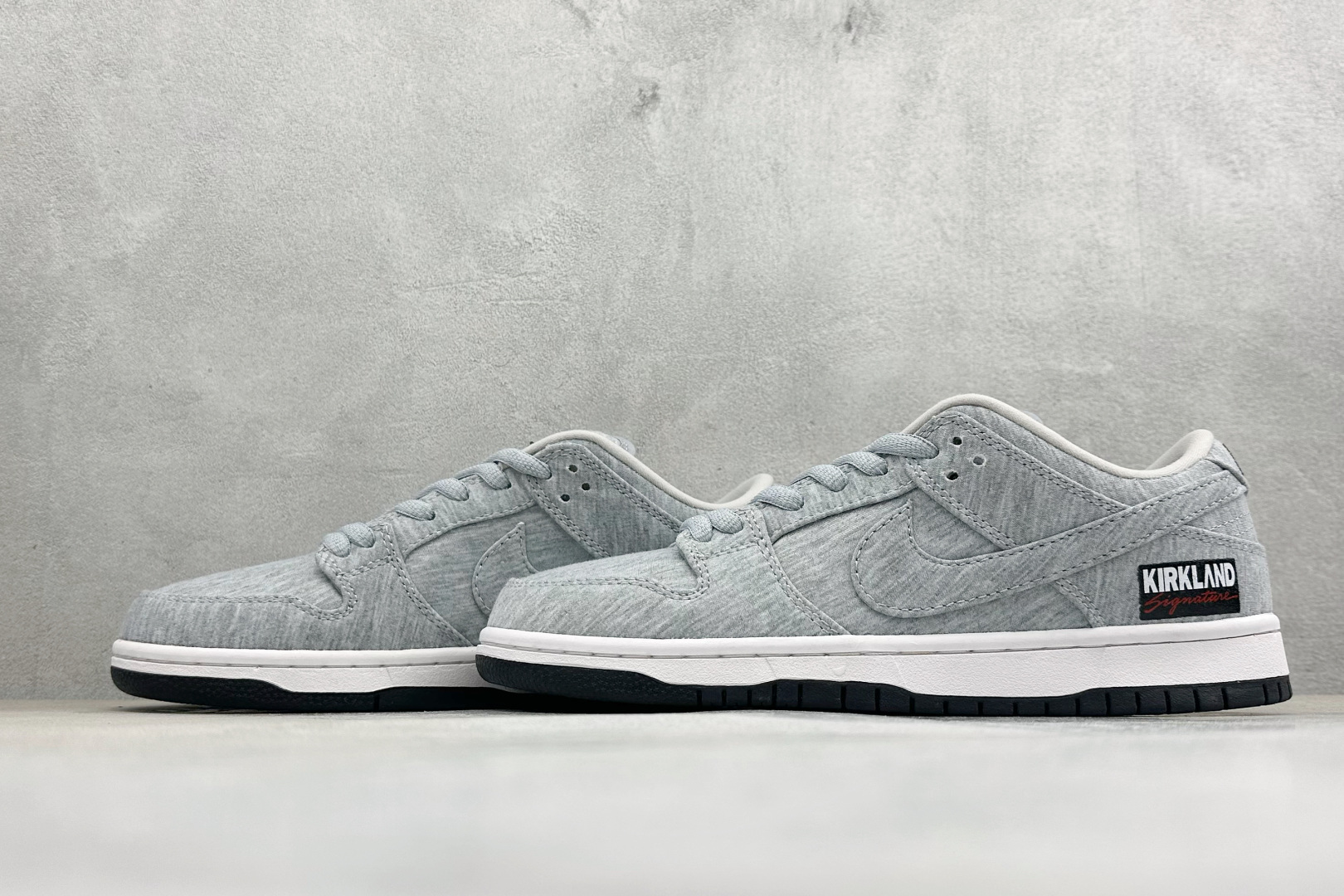 K版Nike SB Dunk Low 灰色 低帮休闲板鞋 IF0673-001 K版Nike SB Dunk Low 灰色 低帮休闲板鞋 IF0673-001