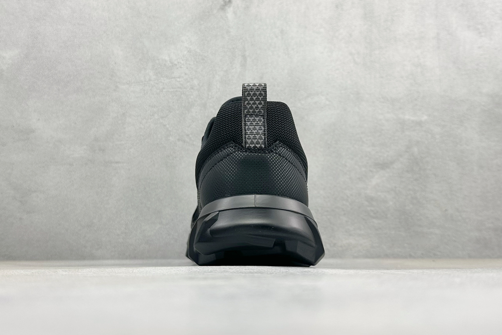 220 W1版Ecco/爱步 驱动系列 春夏新款 轻盈舒适休闲网布鞋 820264-Chinese UA Cheap High Quatity Brand Clothes Bags handbags Sneakers wholesale wholesaler seller from China Factory suppliers Fashion Clothing Shoes best Quality Beautiful Price 220 W1版Ecco/爱步 驱动系列 春夏新款 轻盈舒适休闲网布鞋 820264