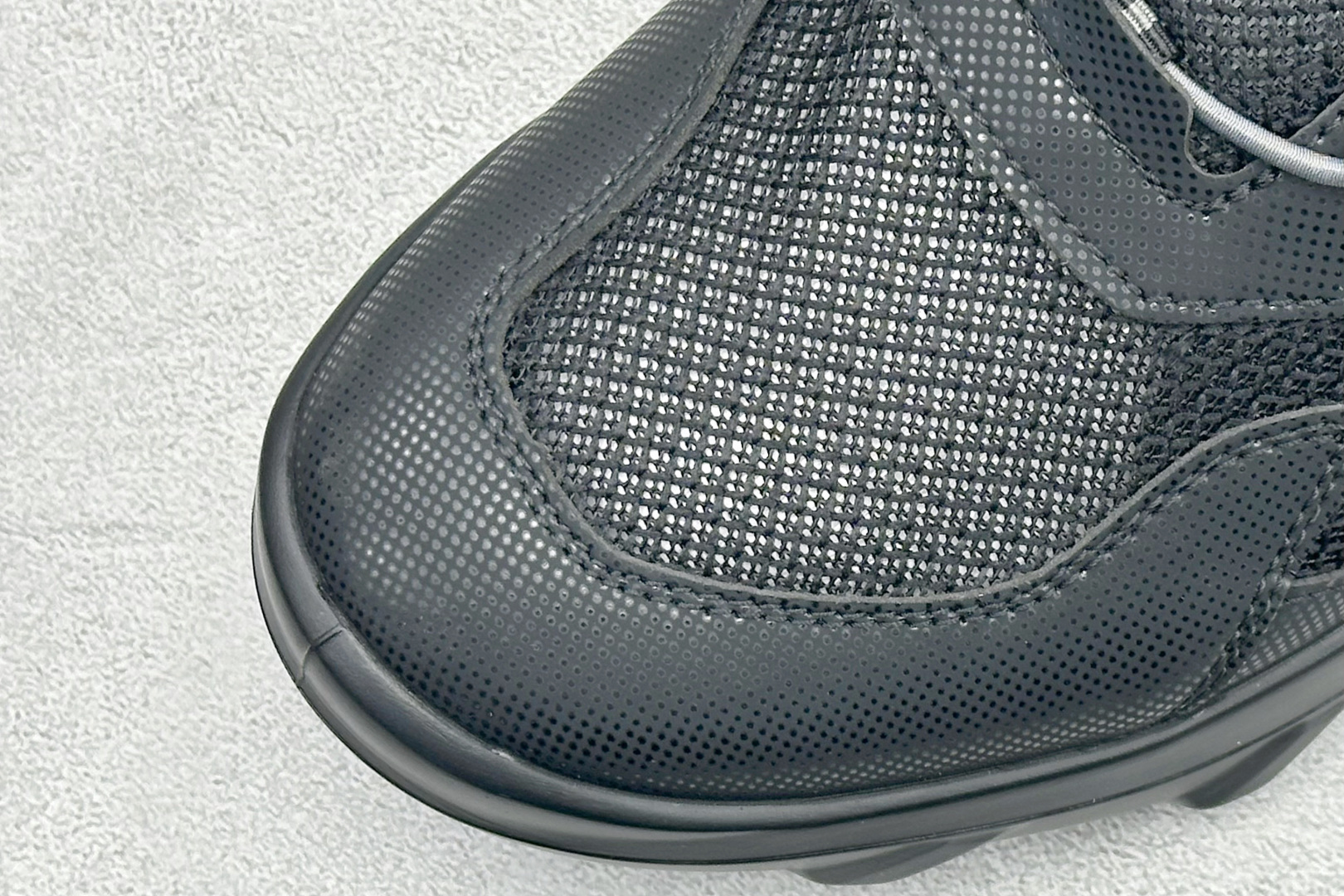 220 W1版Ecco/爱步 驱动系列 春夏新款 轻盈舒适休闲网布鞋 820264-Chinese UA Cheap High Quatity Brand Clothes Bags handbags Sneakers wholesale wholesaler seller from China Factory suppliers Fashion Clothing Shoes best Quality Beautiful Price 220 W1版Ecco/爱步 驱动系列 春夏新款 轻盈舒适休闲网布鞋 820264
