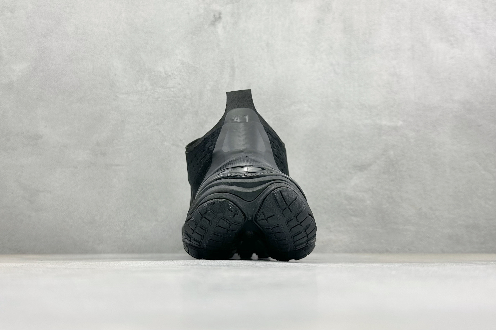 380 GO版Balenciaga巴黎世家 Anatomic Runner 五指鞋 五趾结构设计套穿 低帮休闲鞋 82106W2FC1-Chinese UA Cheap High Quatity Brand Clothes Bags handbags Sneakers wholesale wholesaler seller from China Factory suppliers Fashion Clothing Shoes best Quality Beautiful Price 380 GO版Balenciaga巴黎世家 Anatomic Runner 五指鞋 五趾结构设计套穿 低帮休闲鞋 82106W2FC1
