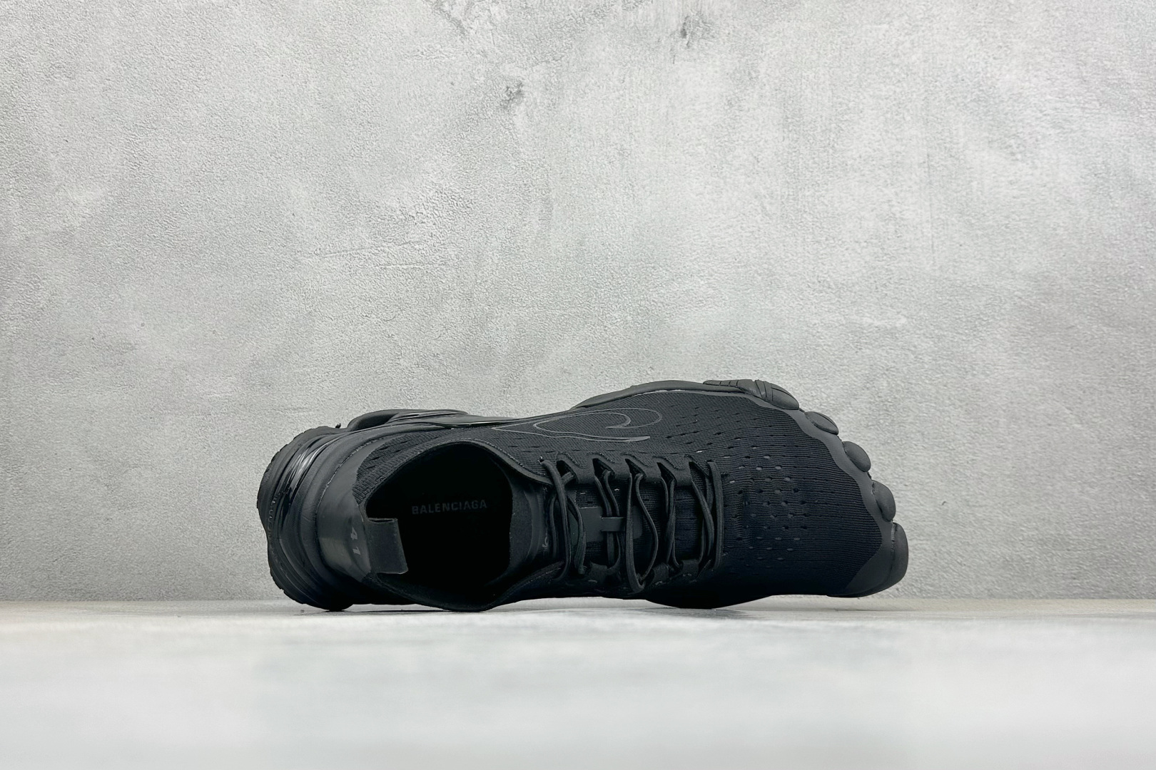 380 GO版Balenciaga巴黎世家 Anatomic Runner 五指鞋 五趾结构设计套穿 低帮休闲鞋 82106W2FC1-Chinese UA Cheap High Quatity Brand Clothes Bags handbags Sneakers wholesale wholesaler seller from China Factory suppliers Fashion Clothing Shoes best Quality Beautiful Price 380 GO版Balenciaga巴黎世家 Anatomic Runner 五指鞋 五趾结构设计套穿 低帮休闲鞋 82106W2FC1