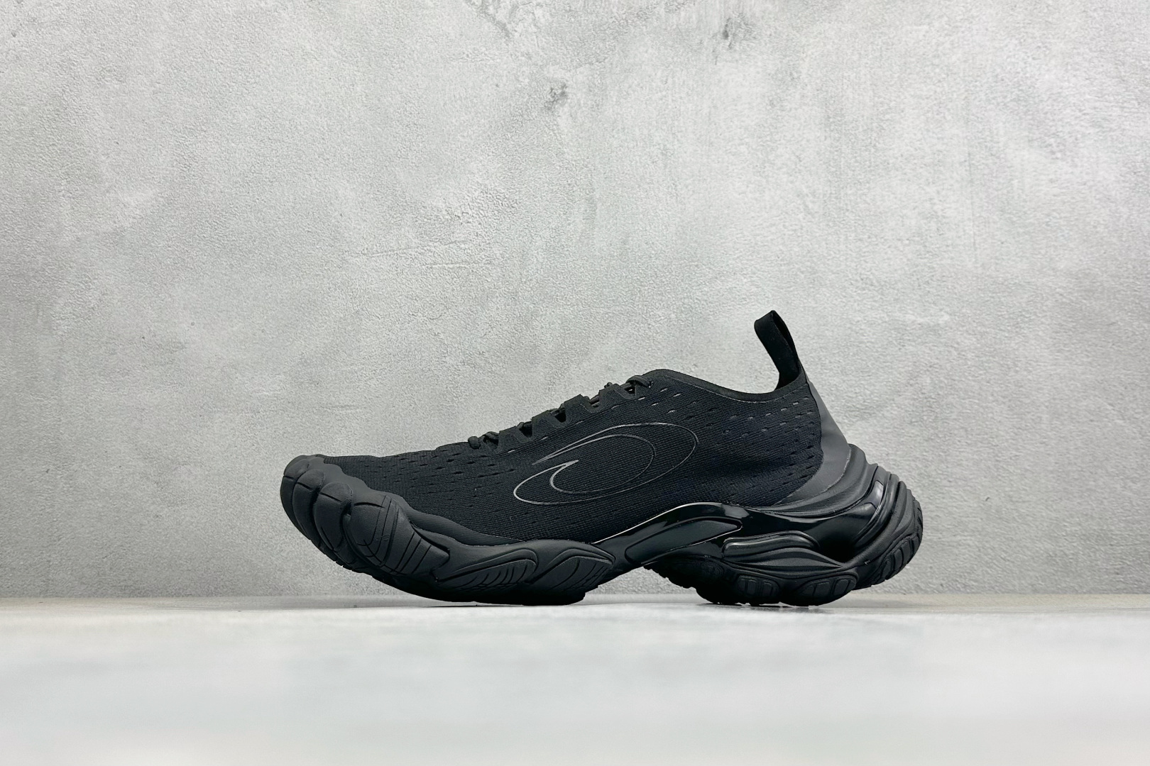 380 GO版Balenciaga巴黎世家 Anatomic Runner 五指鞋 五趾结构设计套穿 低帮休闲鞋 82106W2FC1-Chinese UA Cheap High Quatity Brand Clothes Bags handbags Sneakers wholesale wholesaler seller from China Factory suppliers Fashion Clothing Shoes best Quality Beautiful Price 380 GO版Balenciaga巴黎世家 Anatomic Runner 五指鞋 五趾结构设计套穿 低帮休闲鞋 82106W2FC1