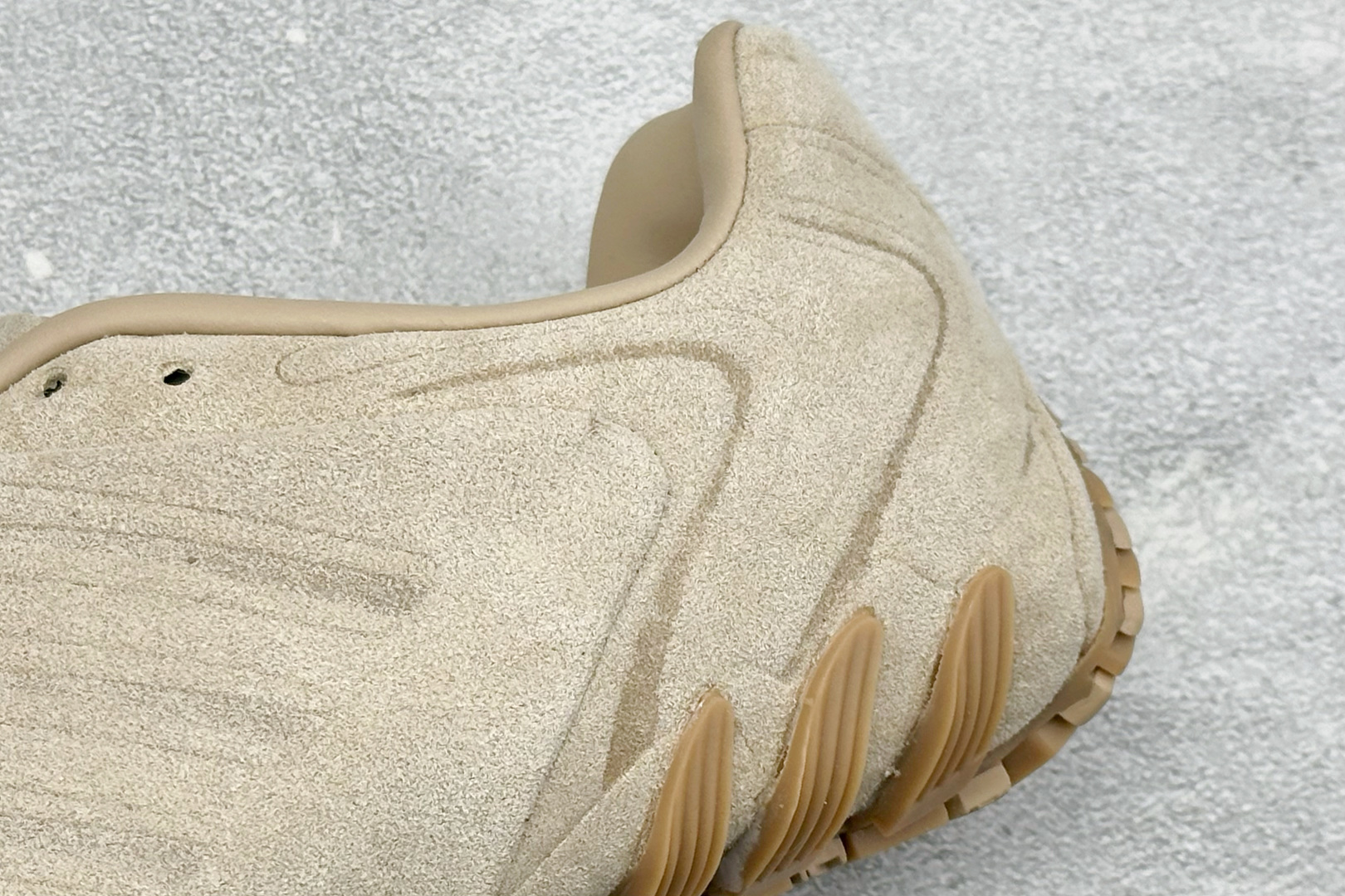 TG版Adidas Ghost Sprint 舒适百搭 生活休闲鞋 米白色 JS1067