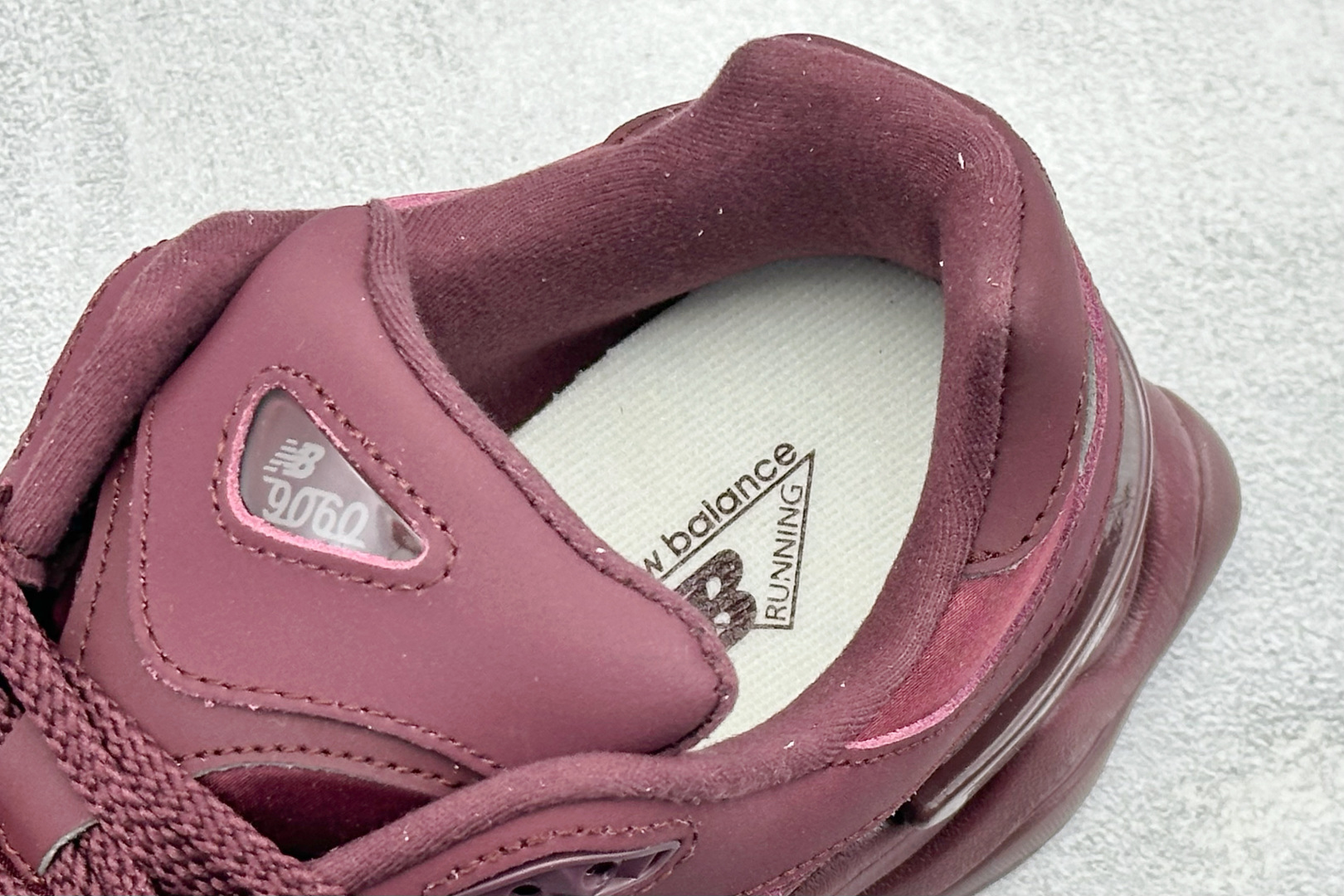 200 BF版New Balance NB9060系列 复古休闲运动慢跑鞋 U9060Z-Chinese UA Cheap High Quatity Brand Clothes Bags handbags Sneakers wholesale wholesaler seller from China Factory suppliers Fashion Clothing Shoes best Quality Beautiful Price 200 BF版New Balance NB9060系列 复古休闲运动慢跑鞋 U9060Z