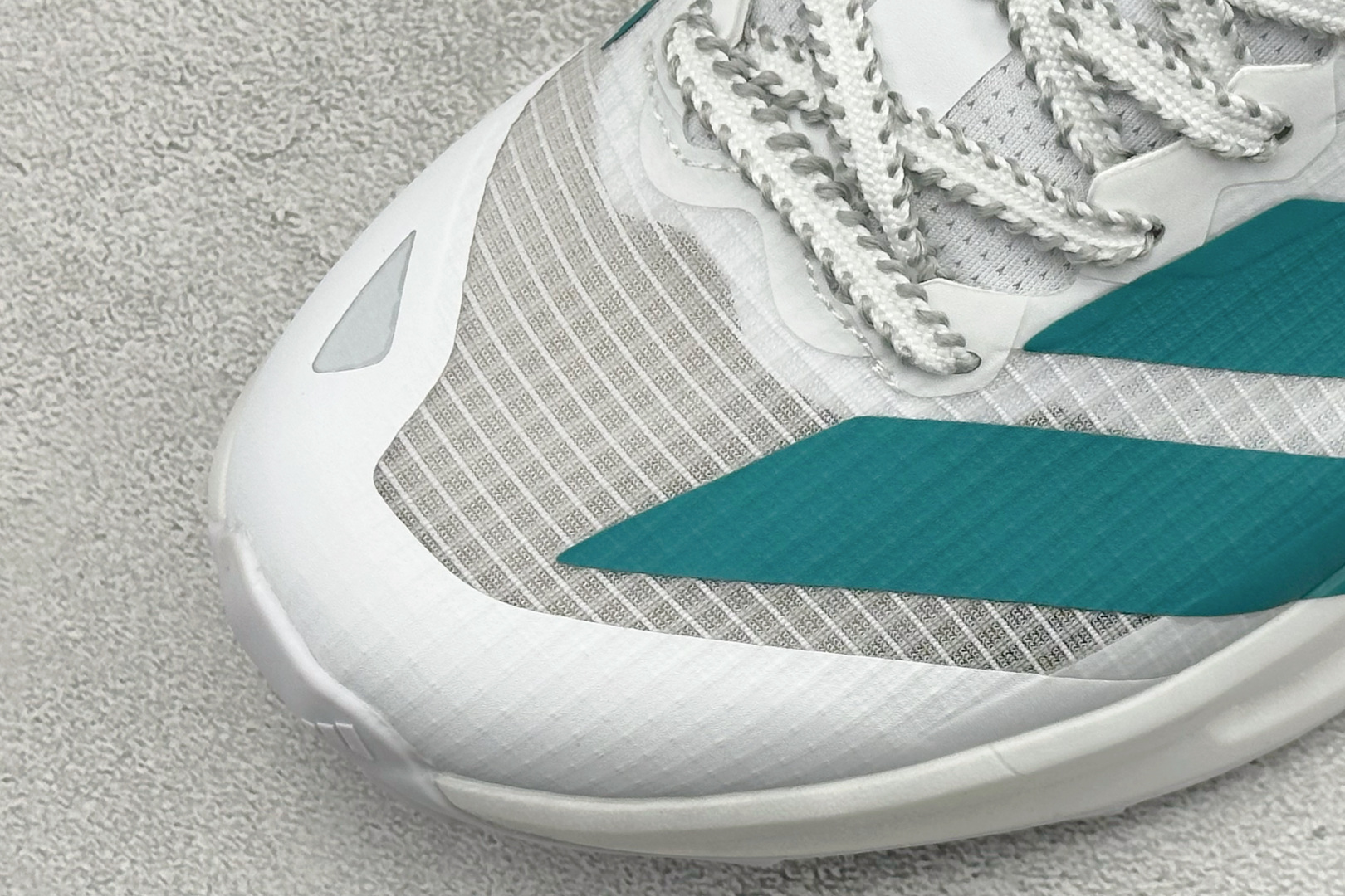 Adidas Terrex Agravic TT 阿迪达斯透气缓震跑步鞋 HP7091 Adidas Terrex Agravic TT 阿迪达斯透气缓震跑步鞋 HP7091