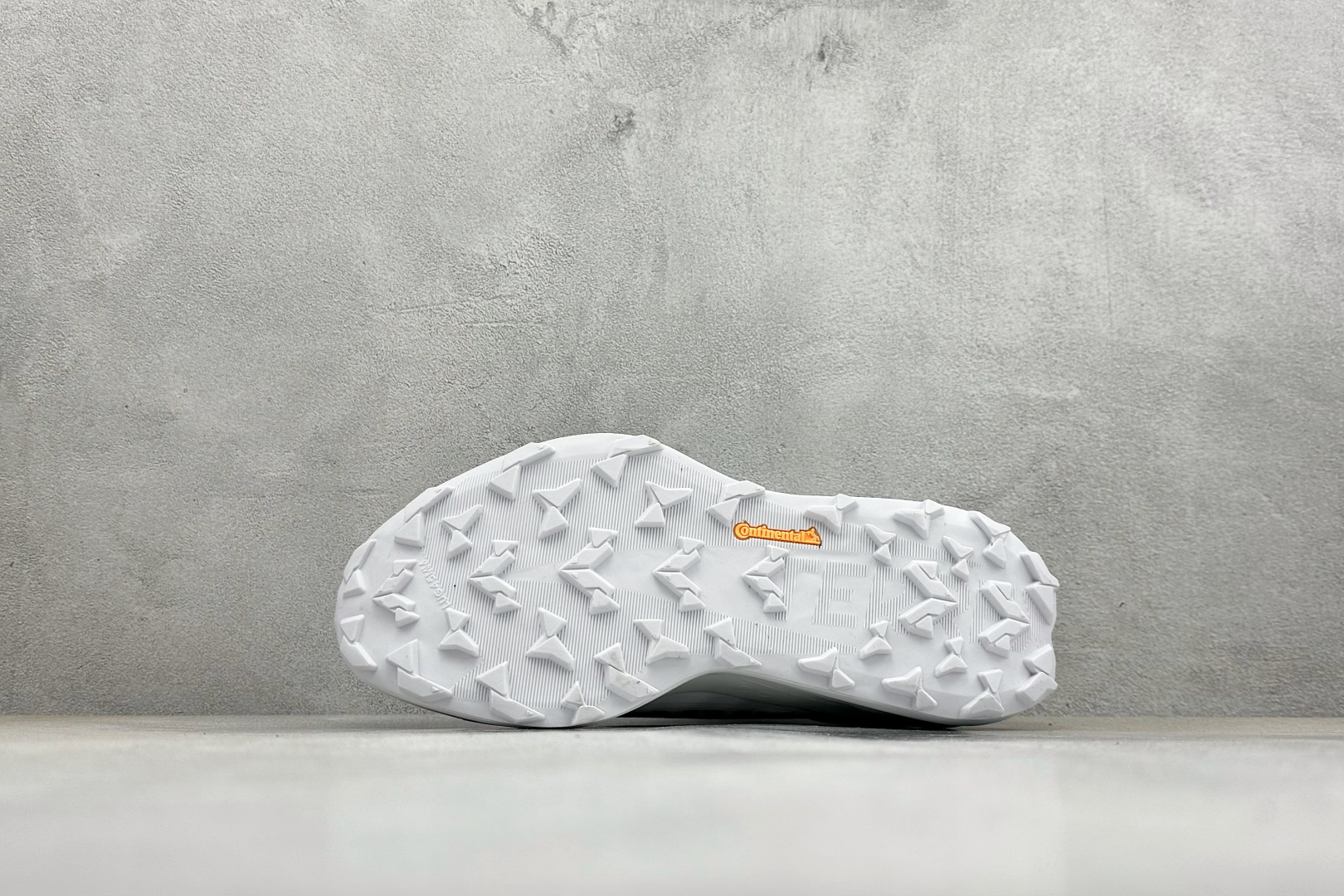 Adidas Terrex Agravic TT 阿迪达斯透气缓震跑步鞋 HP7091 Adidas Terrex Agravic TT 阿迪达斯透气缓震跑步鞋 HP7091