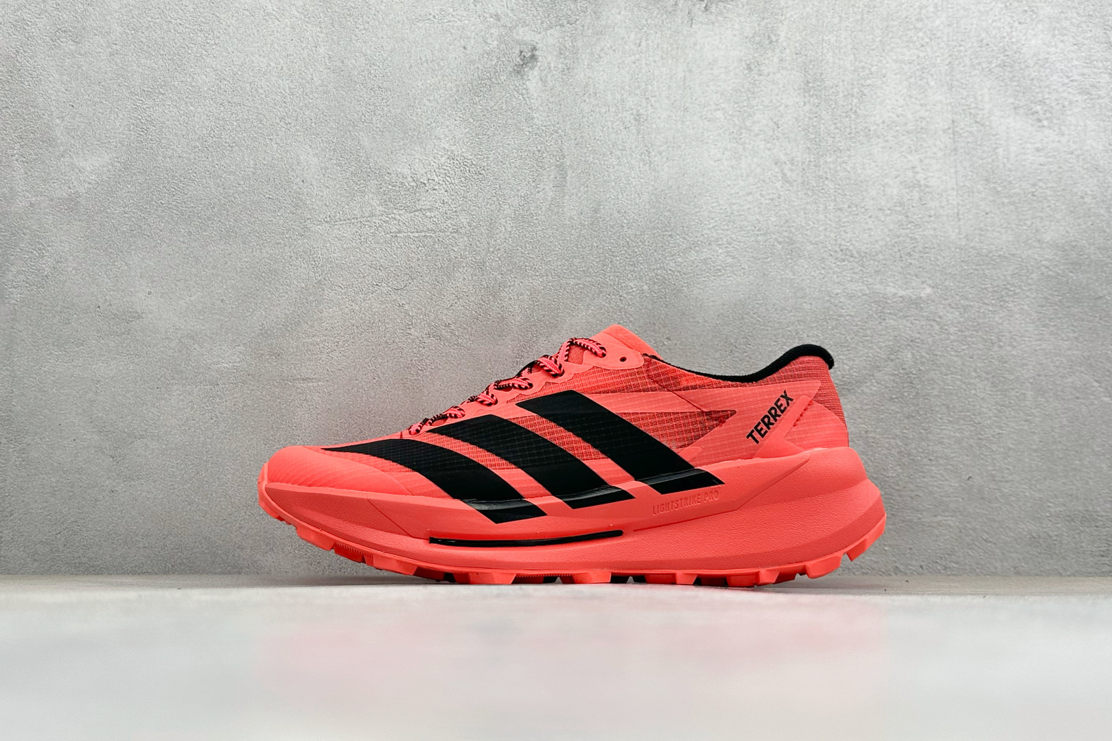 Adidas Terrex Agravic TT 阿迪达斯透气缓震跑步鞋 HP4492 Adidas Terrex Agravic TT 阿迪达斯透气缓震跑步鞋 HP4492