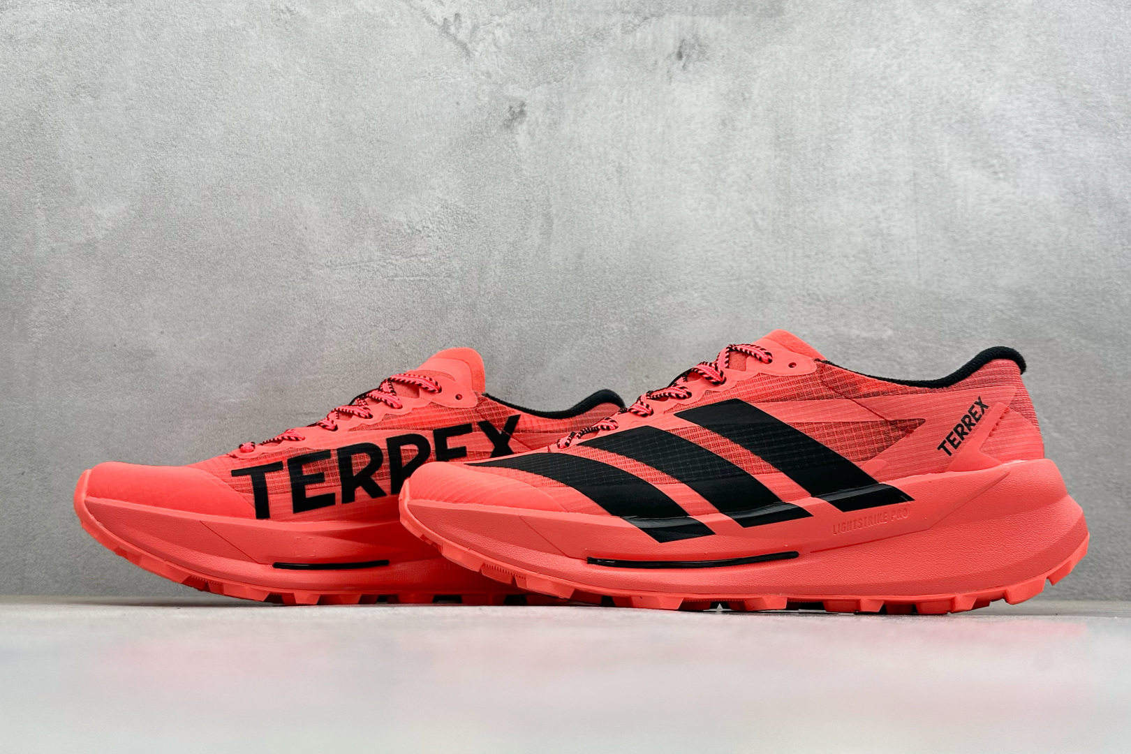 Adidas Terrex Agravic TT 阿迪达斯透气缓震跑步鞋 HP4492 Adidas Terrex Agravic TT 阿迪达斯透气缓震跑步鞋 HP4492