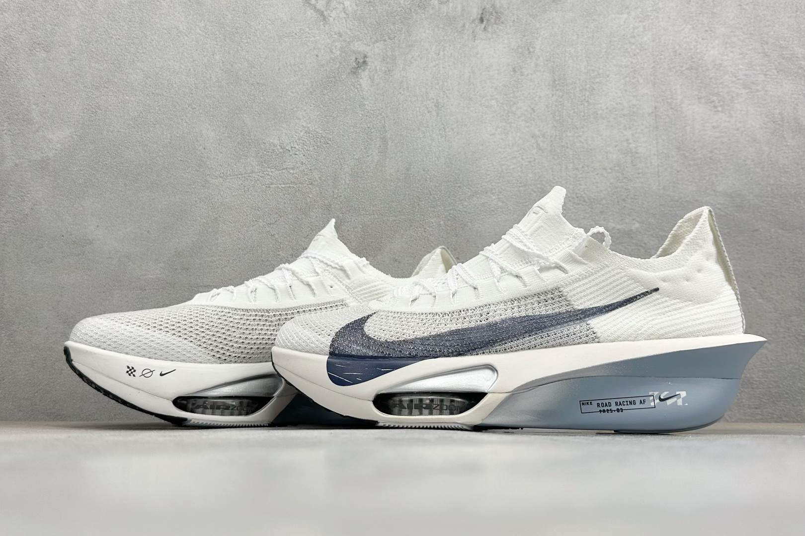 Nike Air Zoom Alphafly Next% 3 Gridiron 舒适 涤纶织物减震透气轻便回弹 低帮跑步鞋 FD8311-101 Nike Air Zoom Alphafly Next% 3 Gridiron 舒适 涤纶织物减震透气轻便回弹 低帮跑步鞋 FD8311-101