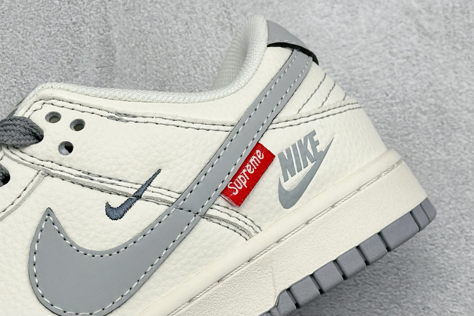 Nike Dunk Low Retro NK联名 周年高端定制 低帮休闲板鞋 HH7518-084 Nike Dunk Low Retro NK联名 周年高端定制 低帮休闲板鞋 HH7518-084