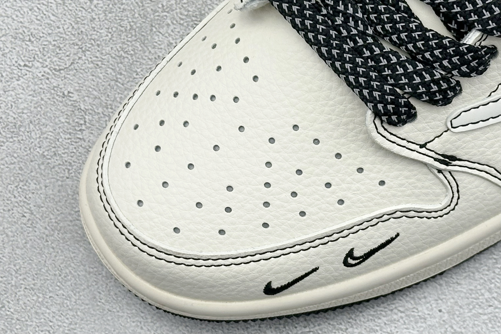 Air Jordan 1 Low AJ1 乔1 斯图西联名 高端定制 低帮倒钩复古篮球鞋 HH7518-092 Air Jordan 1 Low AJ1 乔1 斯图西联名 高端定制 低帮倒钩复古篮球鞋 HH7518-092