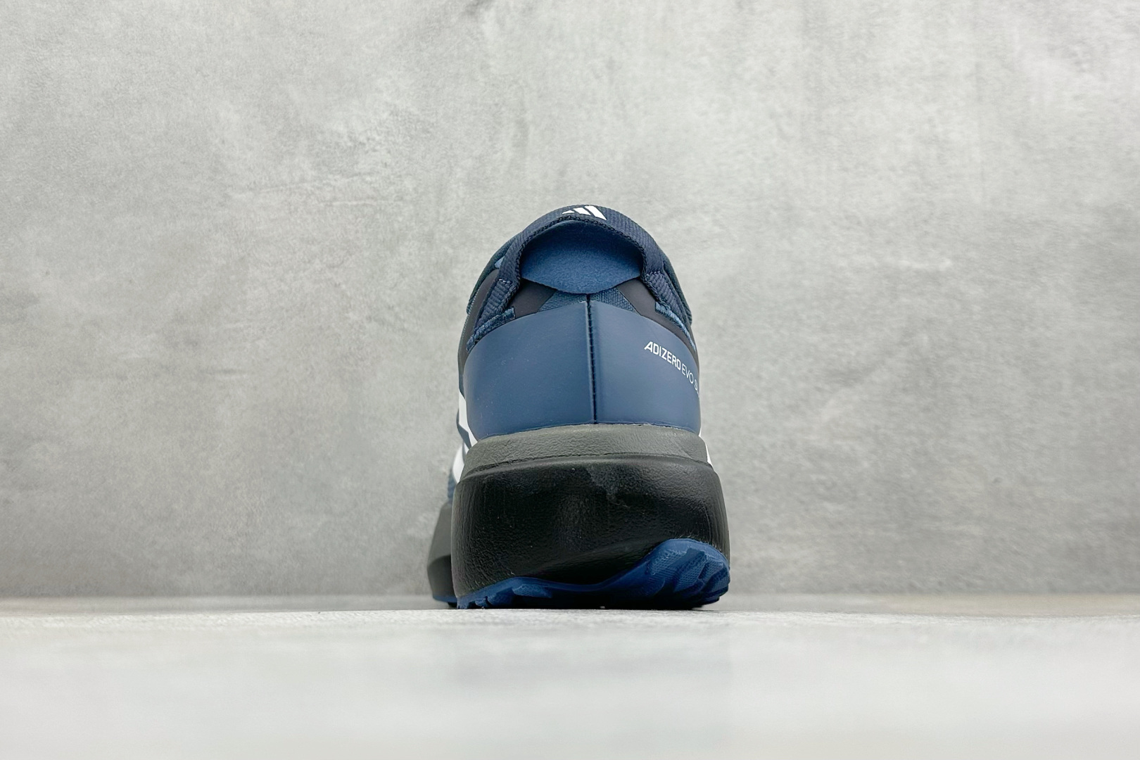 TY版AD ADIZERO EVO SL ATR 阿迪超轻透气缓震跑鞋 KK0355-莆田鞋,莆田鞋货源,高仿鞋,高仿鞋货源,安福档口,莆田高仿鞋,莆田鞋批发,高仿鞋批发,莆田高仿运动鞋,高仿运动鞋,莆田运动鞋 TY版AD ADIZERO EVO SL ATR 阿迪超轻透气缓震跑鞋 KK0355