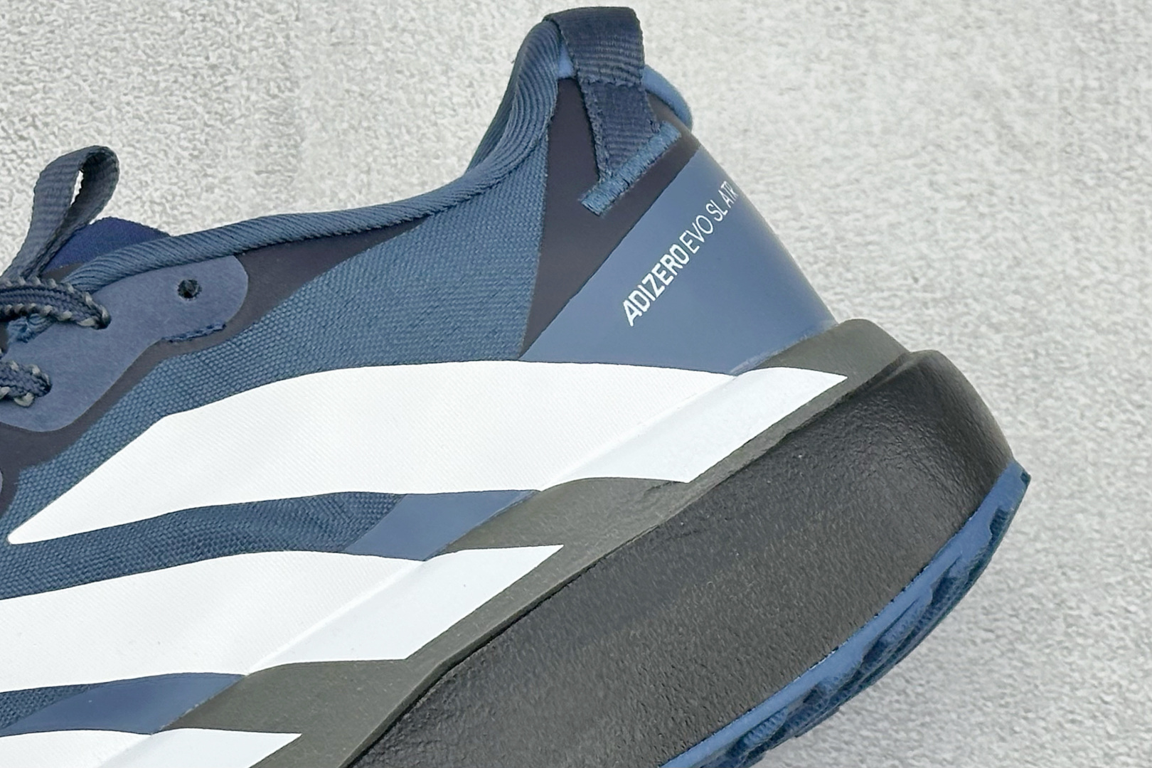 TY版AD ADIZERO EVO SL ATR 阿迪超轻透气缓震跑鞋 KK0355-莆田鞋,莆田鞋货源,高仿鞋,高仿鞋货源,安福档口,莆田高仿鞋,莆田鞋批发,高仿鞋批发,莆田高仿运动鞋,高仿运动鞋,莆田运动鞋 TY版AD ADIZERO EVO SL ATR 阿迪超轻透气缓震跑鞋 KK0355