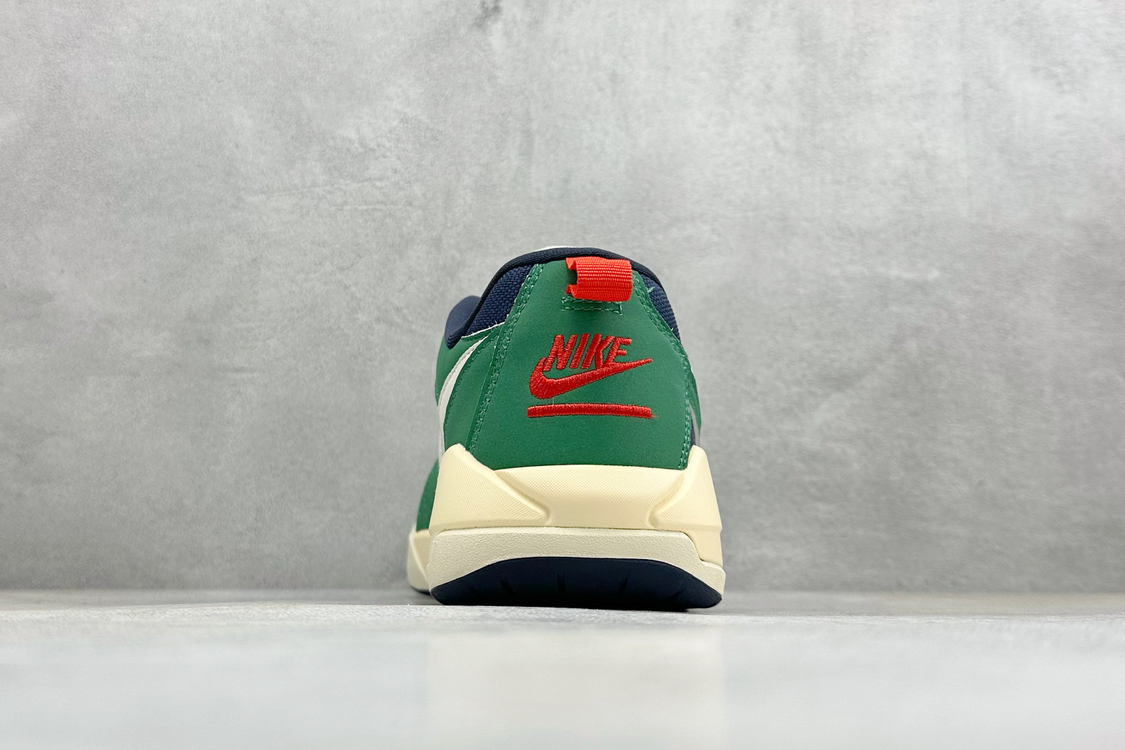 AD版Jordan CMFT ERA 舒适简约低帮运动板鞋 HJ6777-400
