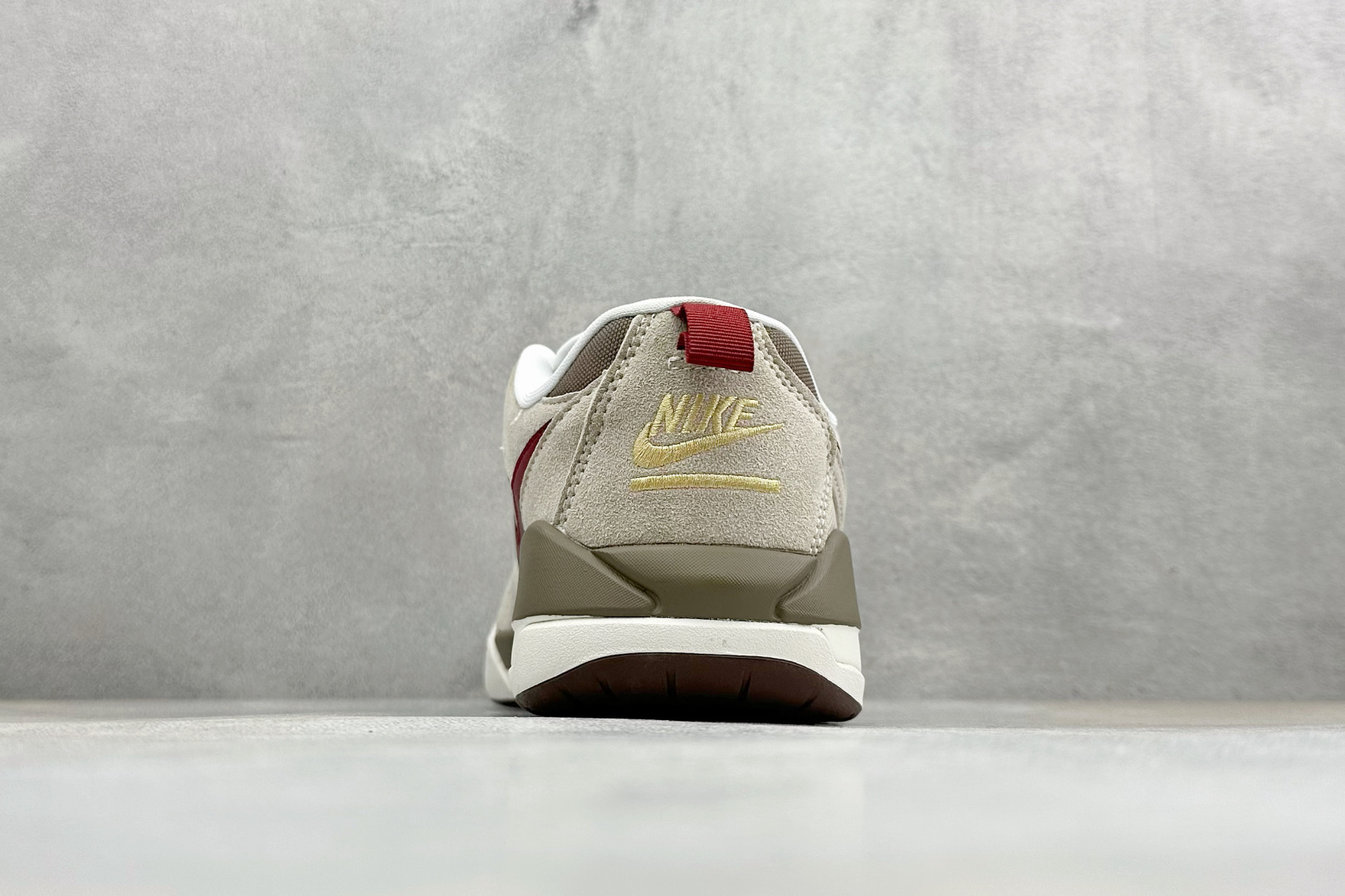 AD版Jordan CMFT ERA 舒适简约低帮运动板鞋 IQ9781-261