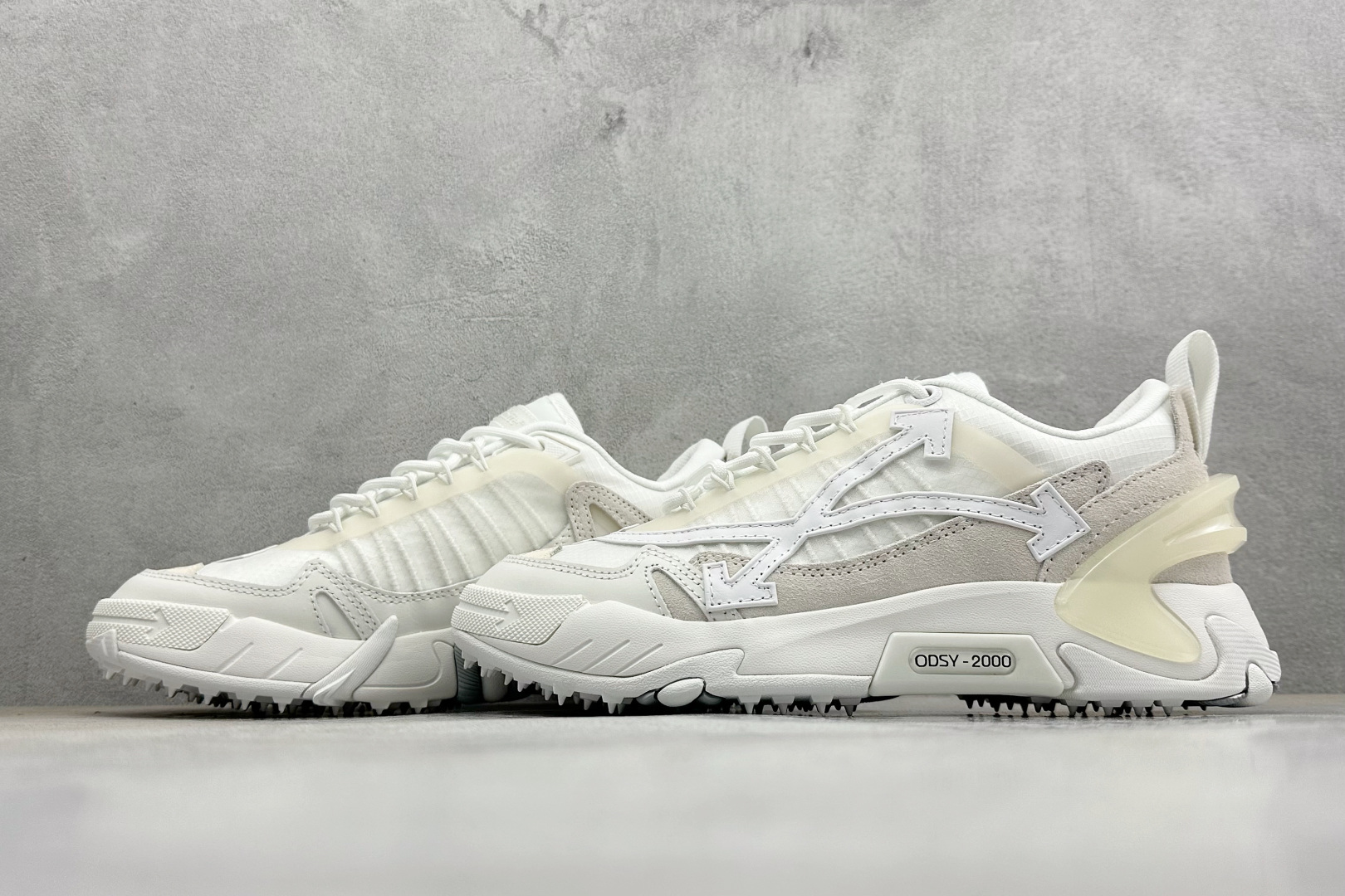 380 S版OFF-WHITE-ODSY 圆头系带 耐磨 低帮生活休闲鞋 OWIA190F23FAB003-Chinese UA Cheap High Quatity Brand Clothes Bags handbags Sneakers wholesale wholesaler seller from China Factory suppliers Fashion Clothing Shoes best Quality Beautiful Price 380 S版OFF-WHITE-ODSY 圆头系带 耐磨 低帮生活休闲鞋 OWIA190F23FAB003