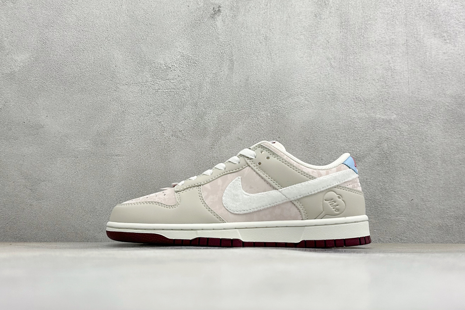 K版Nike Dunk Low ”Valentine’s Day” 情人节限定 米粉 奶白 IQ1145-610 K版Nike Dunk Low ”Valentine’s Day” 情人节限定 米粉 奶白 IQ1145-610