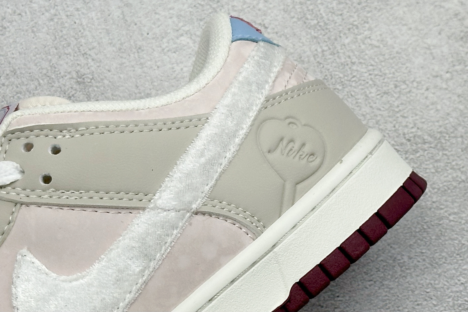 K版Nike Dunk Low ”Valentine’s Day” 情人节限定 米粉 奶白 IQ1145-610 K版Nike Dunk Low ”Valentine’s Day” 情人节限定 米粉 奶白 IQ1145-610