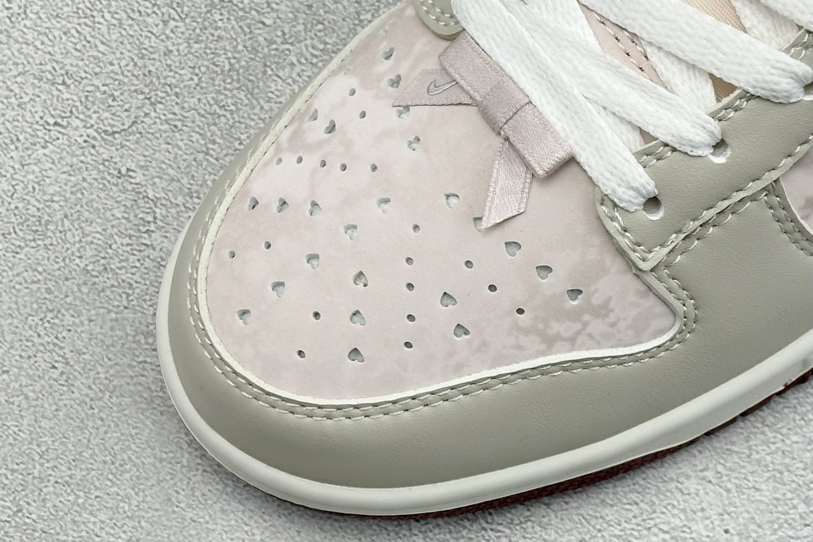 K版Nike Dunk Low ”Valentine’s Day” 情人节限定 米粉 奶白 IQ1145-610 K版Nike Dunk Low ”Valentine’s Day” 情人节限定 米粉 奶白 IQ1145-610