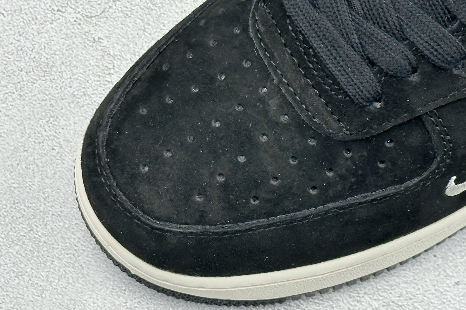 SC版Nike Air Force 1'07 Low 黑橙潮步 空军一号低帮休闲板鞋 FV3694-107 SC版Nike Air Force 1'07 Low 黑橙潮步 空军一号低帮休闲板鞋 FV3694-107