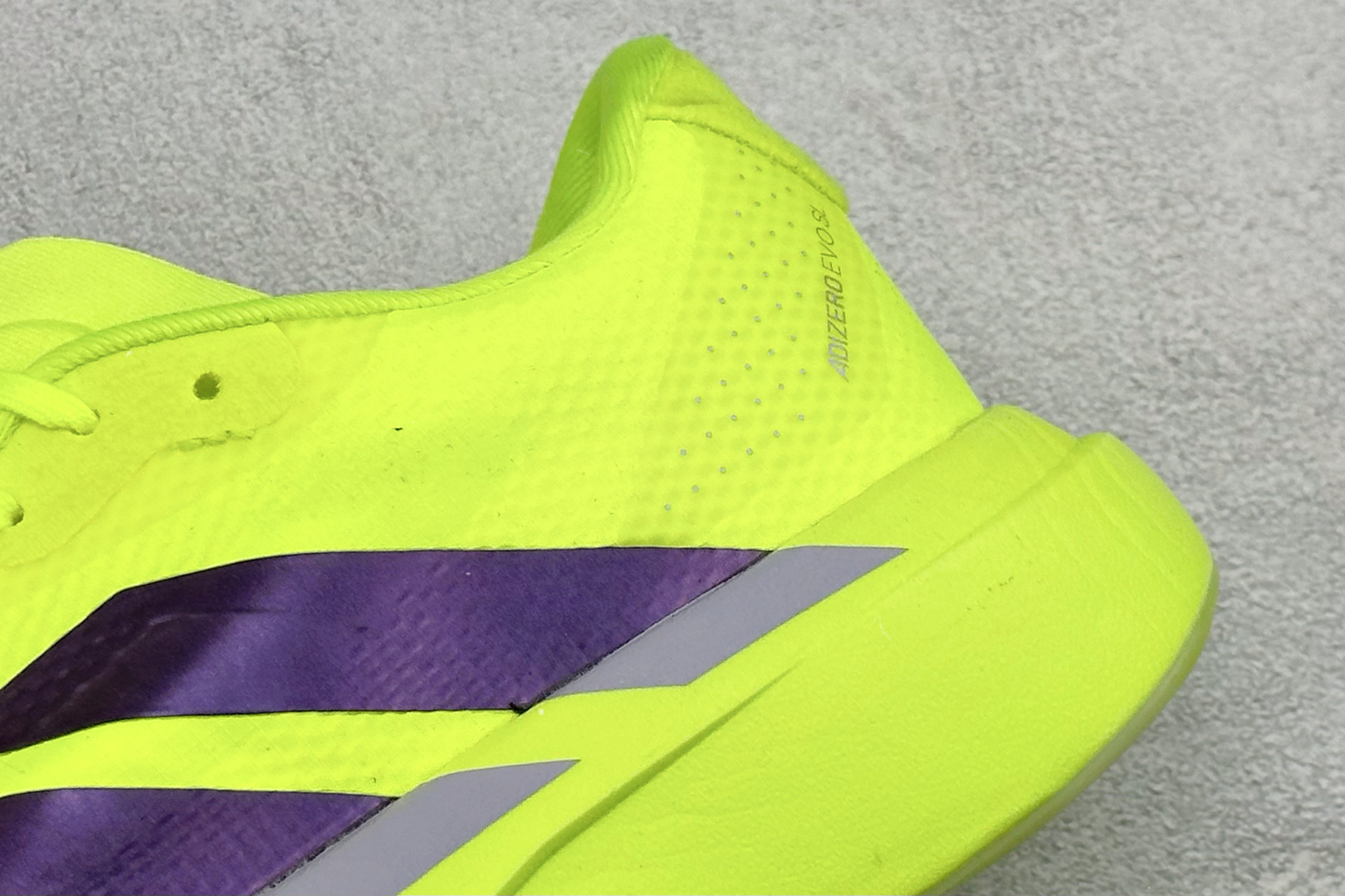 Adidas Adizero Evo SL 阿迪达斯 舒适百搭防滑耐磨 低帮 休闲跑步鞋 JR2024 Adidas Adizero Evo SL 阿迪达斯 舒适百搭防滑耐磨 低帮 休闲跑步鞋 JR2024