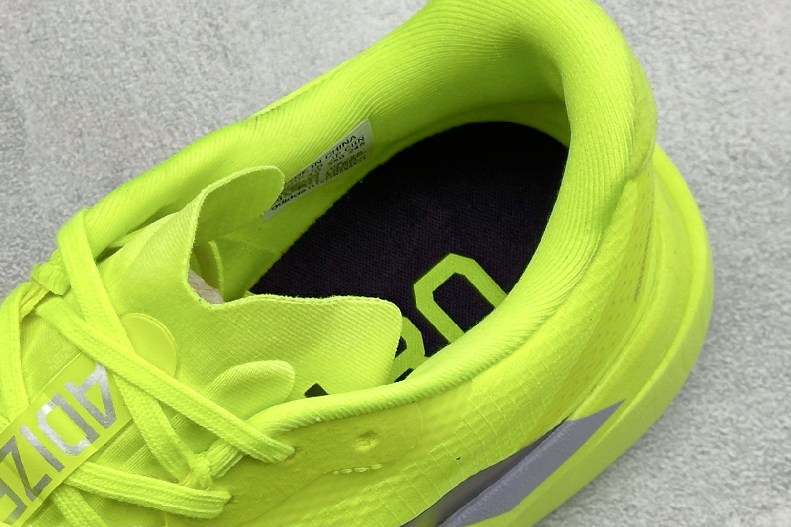 Adidas Adizero Evo SL 阿迪达斯 舒适百搭防滑耐磨 低帮 休闲跑步鞋 JR2024 Adidas Adizero Evo SL 阿迪达斯 舒适百搭防滑耐磨 低帮 休闲跑步鞋 JR2024