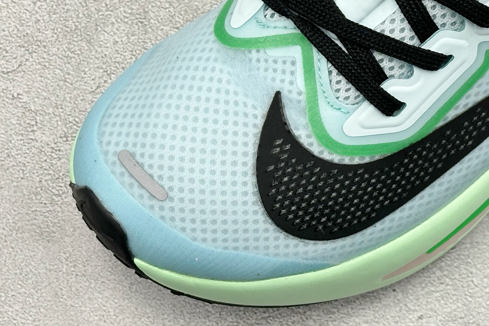 Nk Zoom Fly 6 耐克超弹轻盈跑步鞋 FN8454-402