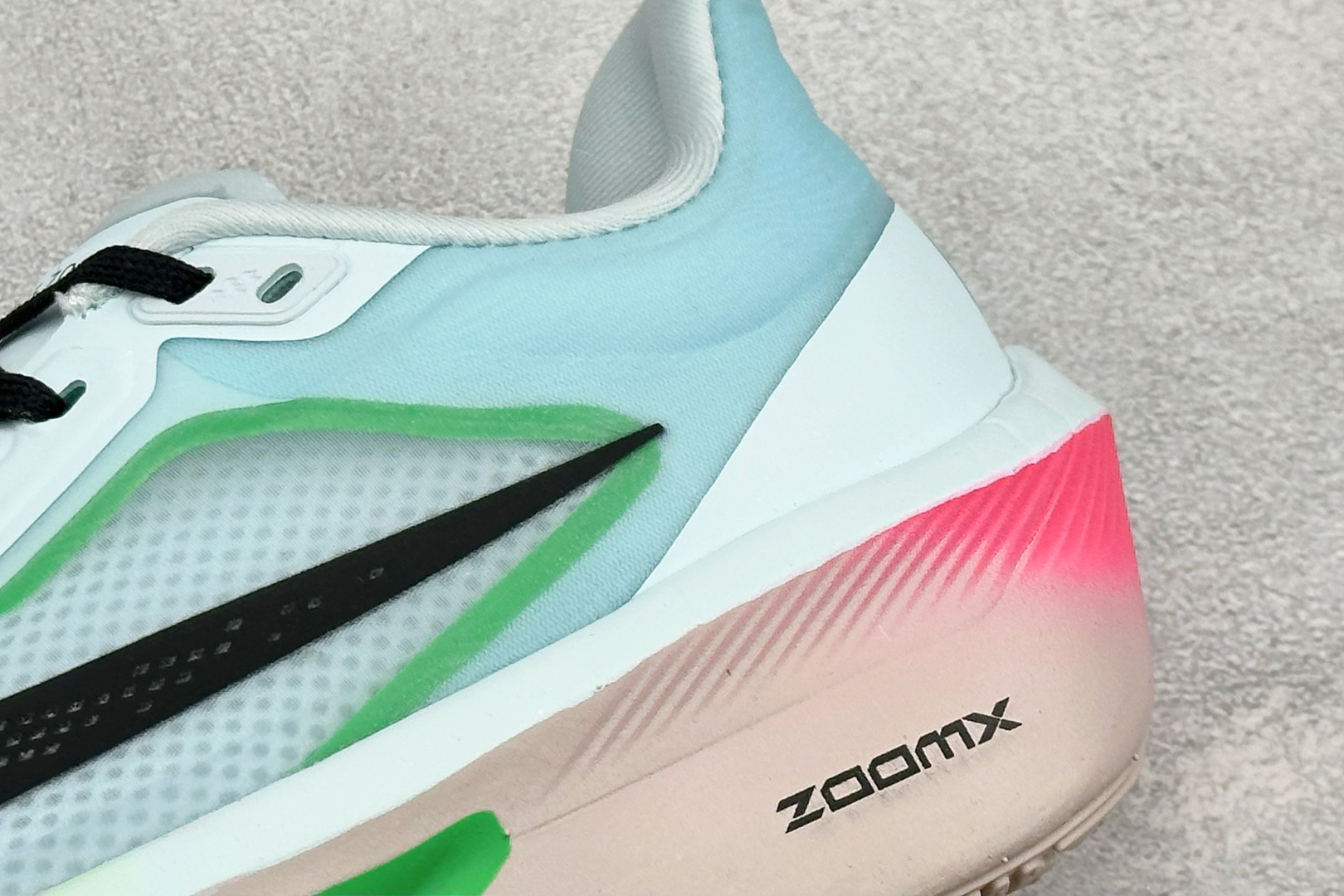 Nk Zoom Fly 6 耐克超弹轻盈跑步鞋 FN8454-402