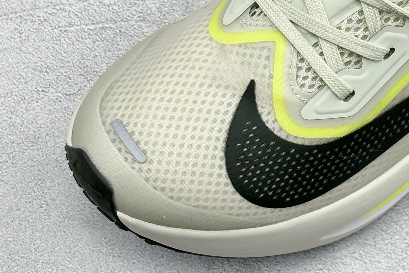 Nk Zoom Fly 6 耐克超弹轻盈跑步鞋 FN8454-004 Nk Zoom Fly 6 耐克超弹轻盈跑步鞋 FN8454-004