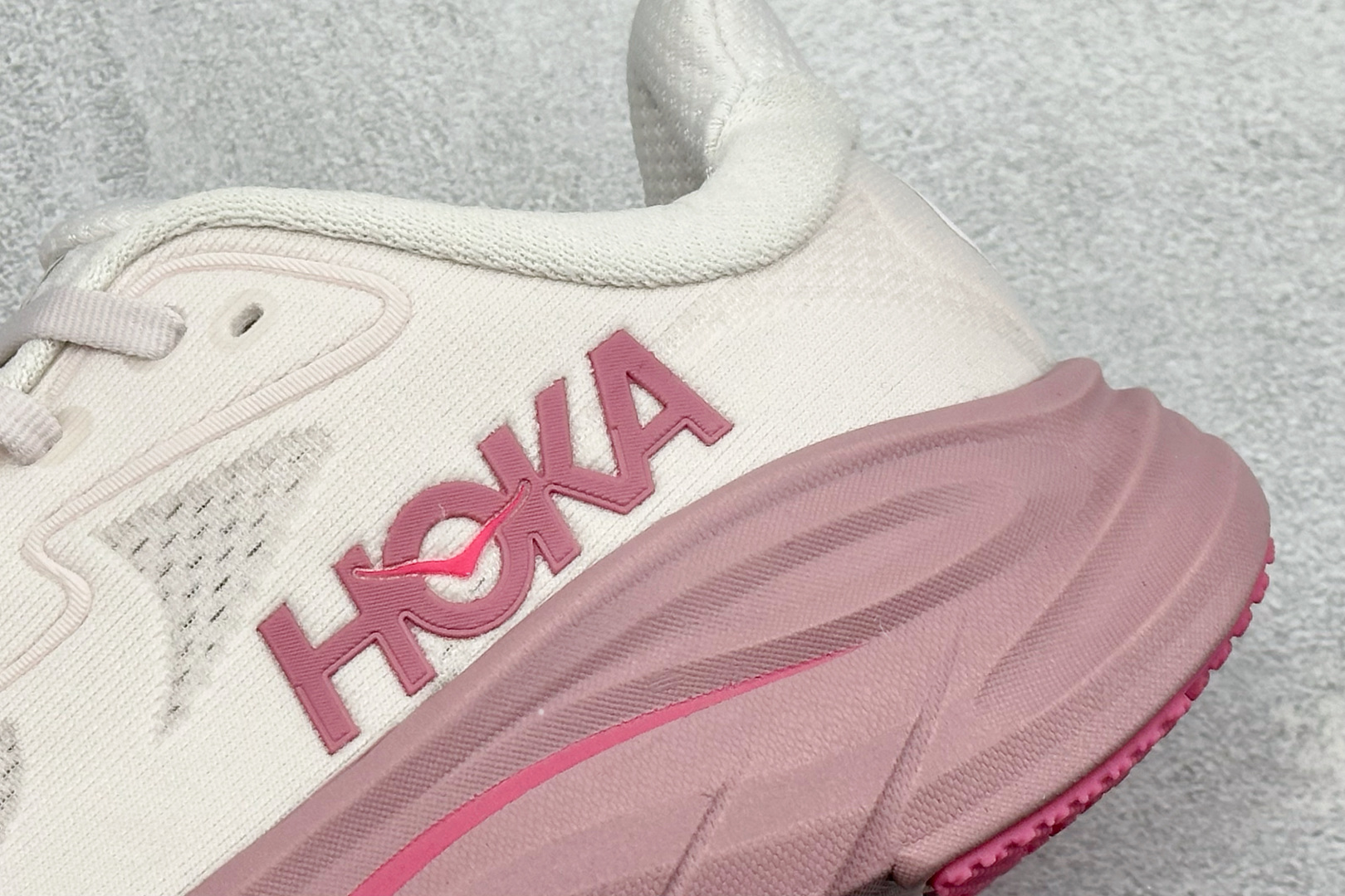 180 W版 Hoka W CLIFTON 10 超轻厚底轻量跑步鞋 1162031-RMD
