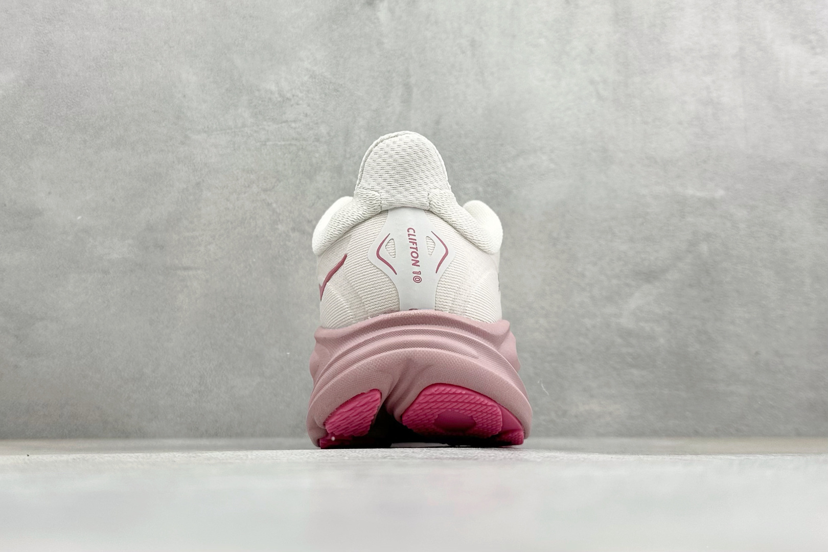 180 W版 Hoka W CLIFTON 10 超轻厚底轻量跑步鞋 1162031-RMD