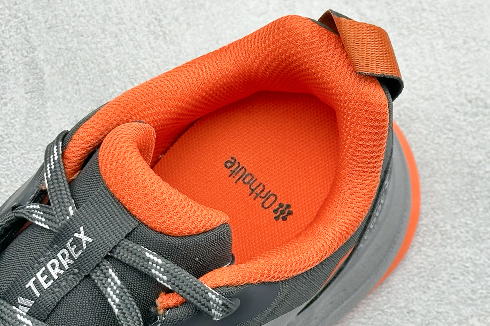 Adidas Terrex Skychaser Ax5 舒适柔软 低帮休闲登山鞋 JS4608 Adidas Terrex Skychaser Ax5 舒适柔软 低帮休闲登山鞋 JS4608