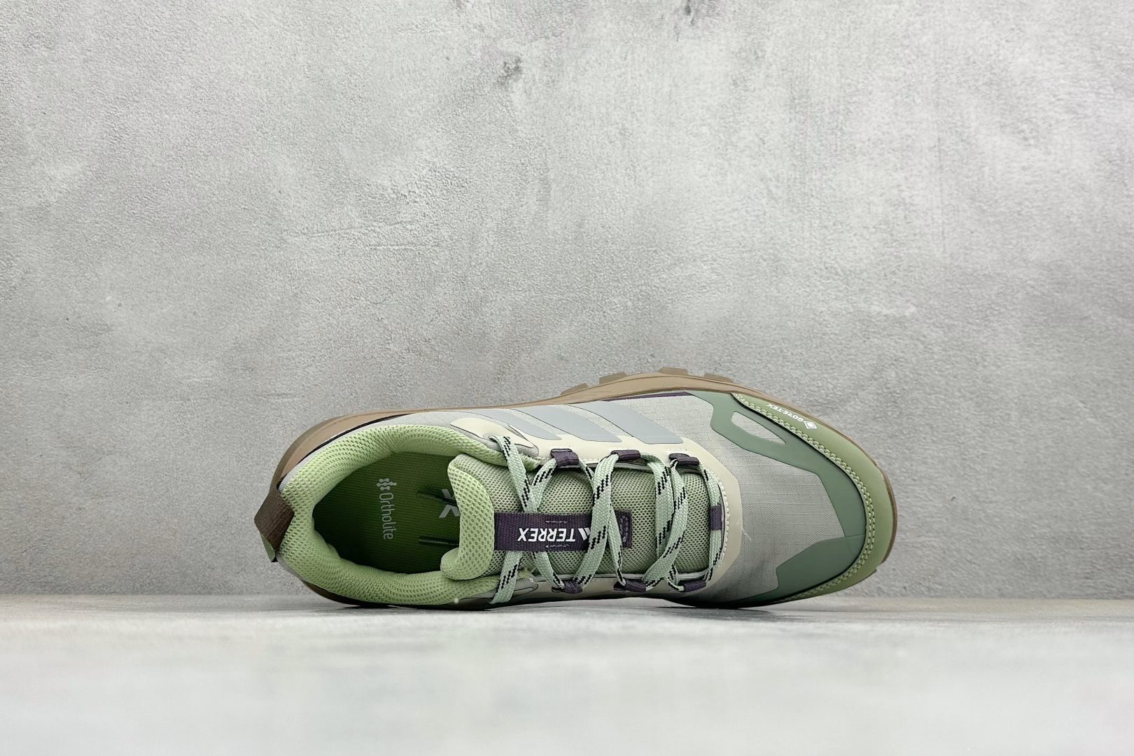 Adidas Terrex Skychaser Ax5 舒适柔软 低帮休闲登山鞋 JQ2227 Adidas Terrex Skychaser Ax5 舒适柔软 低帮休闲登山鞋 JQ2227