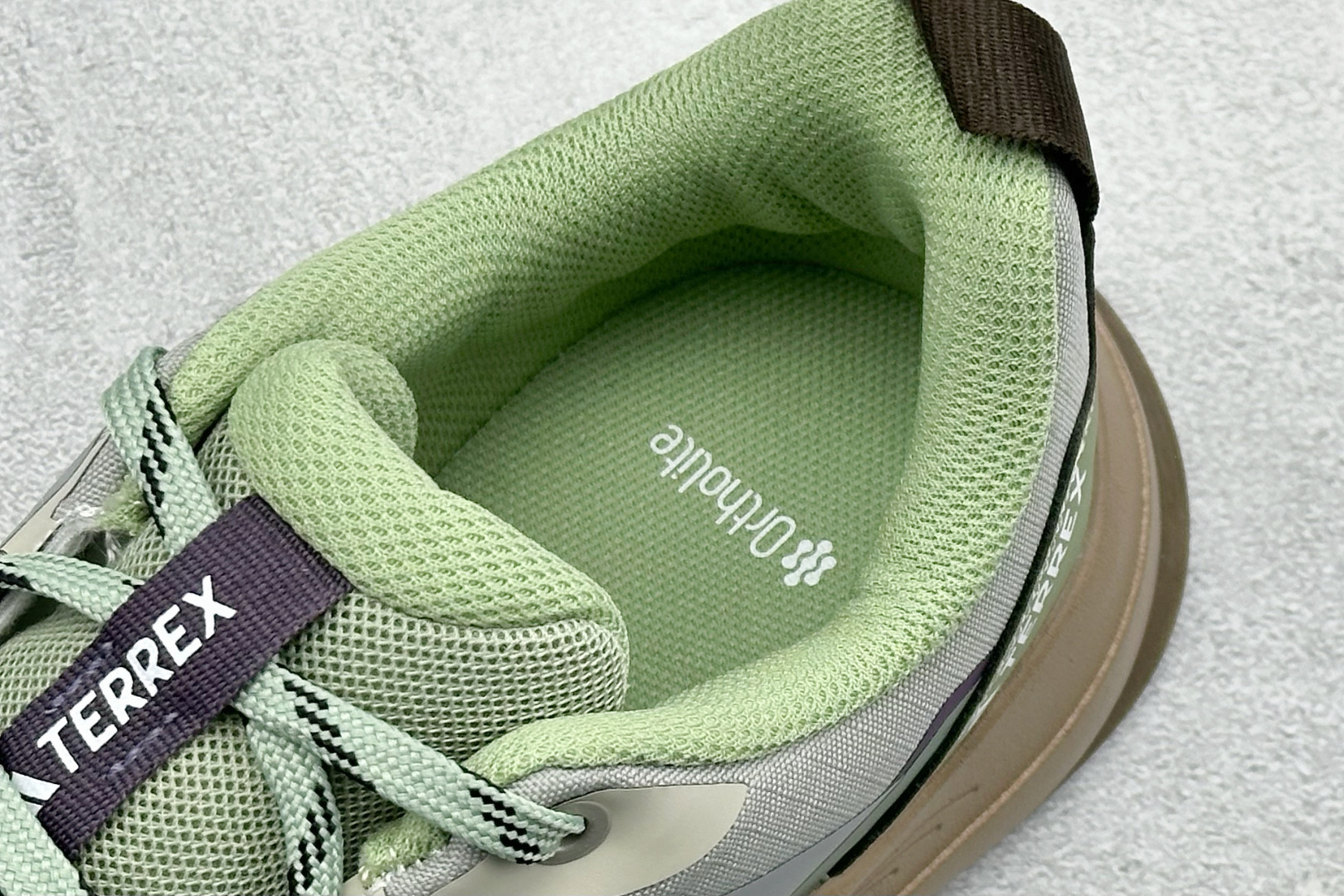 Adidas Terrex Skychaser Ax5 舒适柔软 低帮休闲登山鞋 JQ2227 Adidas Terrex Skychaser Ax5 舒适柔软 低帮休闲登山鞋 JQ2227