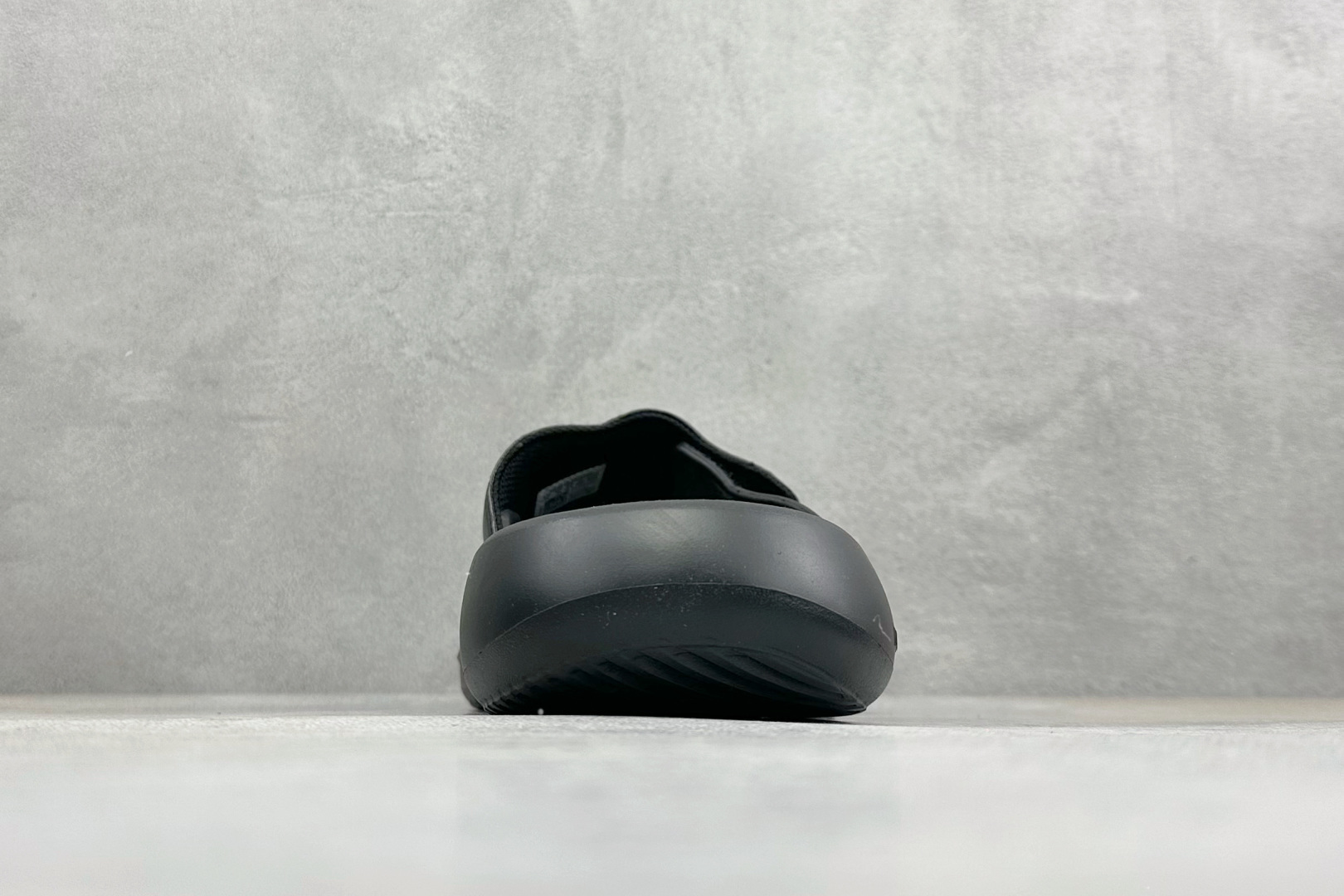 Adidas LIGHTBLAZE SLIDESP 运动休闲舒适拖鞋 JS3582
