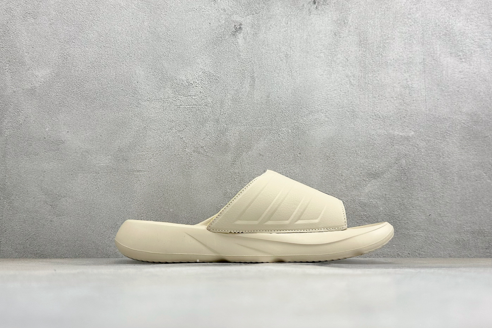 Adidas LIGHTBLAZE SLIDESP 运动休闲舒适拖鞋 JS3586