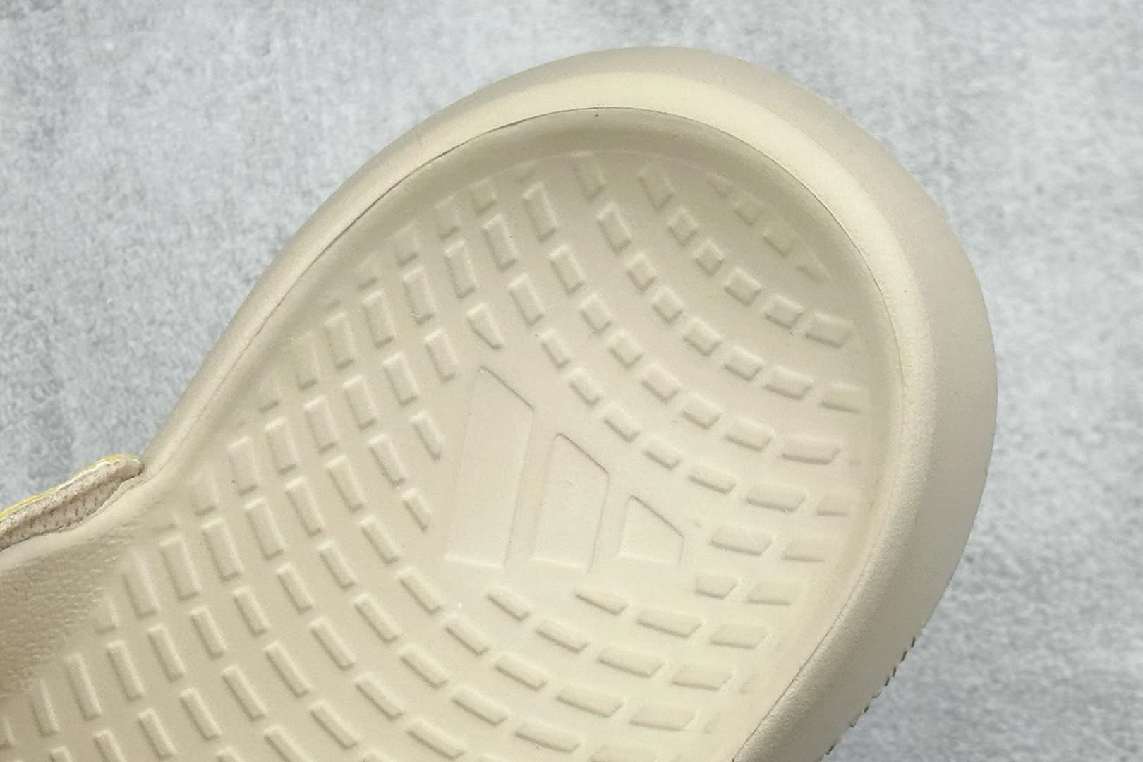 Adidas LIGHTBLAZE SLIDESP 运动休闲舒适拖鞋 JS3586