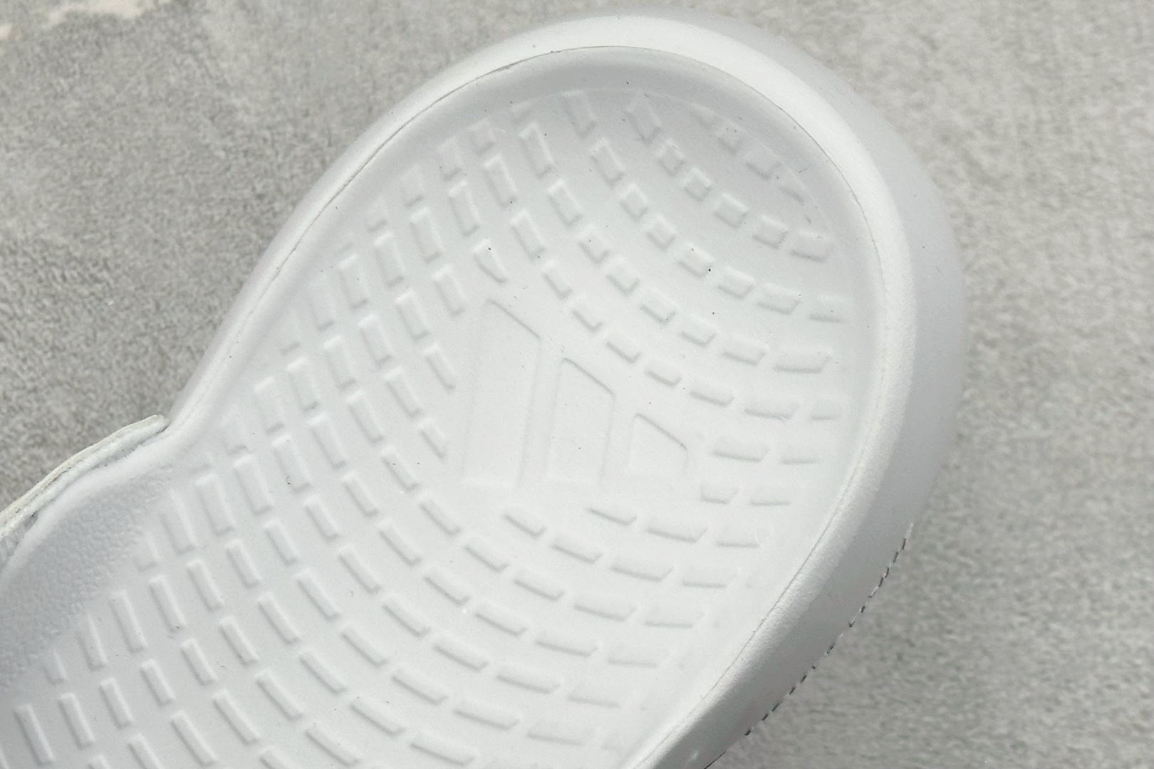 Adidas LIGHTBLAZE SLIDESP 运动休闲舒适拖鞋 JS3584 Adidas LIGHTBLAZE SLIDESP 运动休闲舒适拖鞋 JS3584