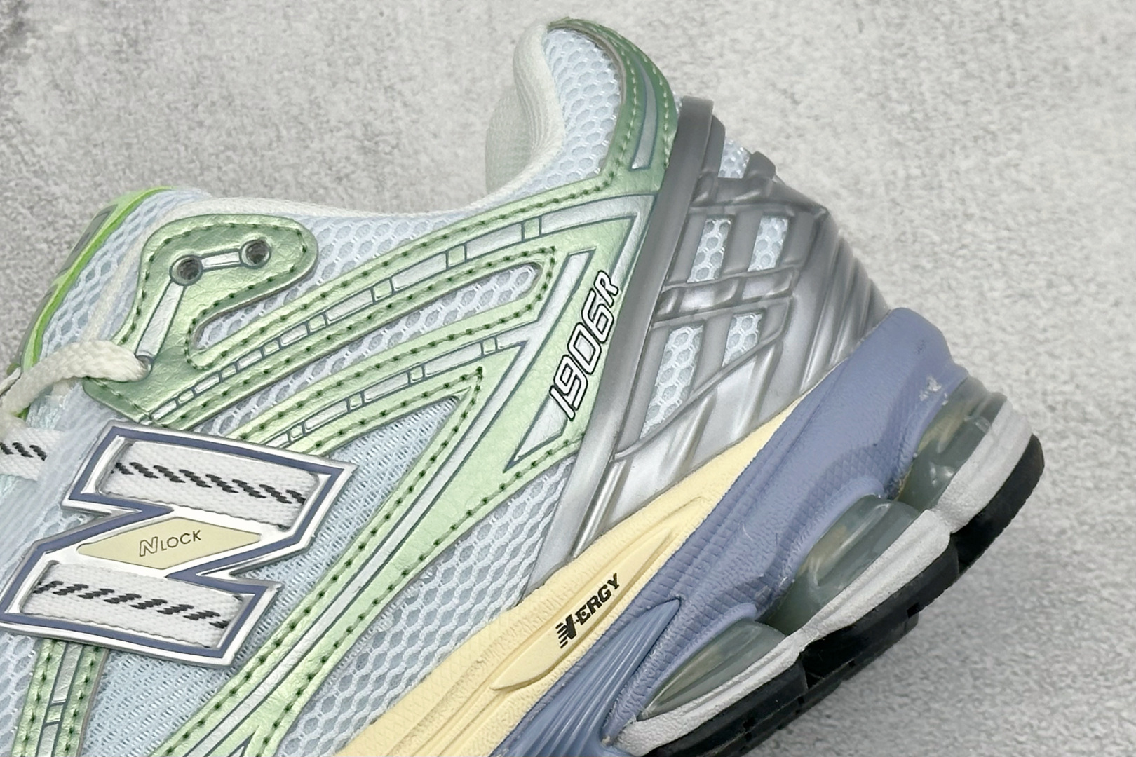 200 GS版New Balance M1906系列复古单品宝藏老爹鞋 U1906RNE-Chinese UA Cheap High Quatity Brand Clothes Bags handbags Sneakers wholesale wholesaler seller from China Factory suppliers Fashion Clothing Shoes best Quality Beautiful Price 200 GS版New Balance M1906系列复古单品宝藏老爹鞋 U1906RNE