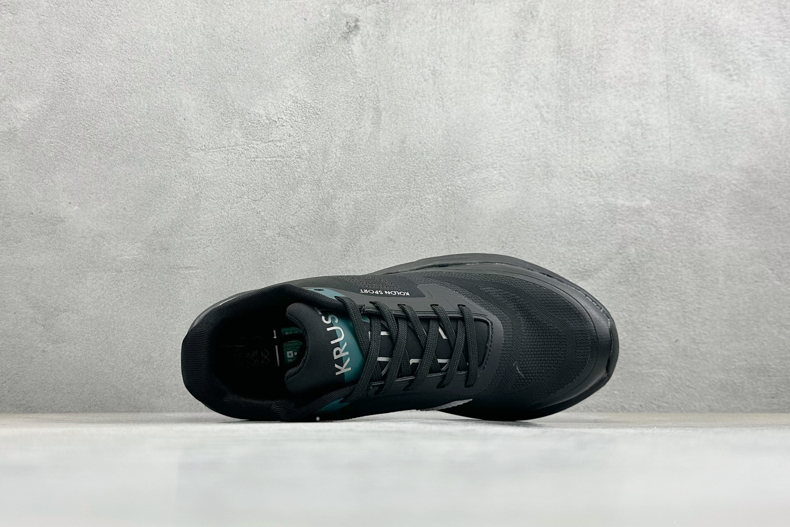 220 M版可隆KOLON SPORT 抓地V底巴斯夫轻盈KRUST越野跑鞋-Chinese UA Cheap High Quatity Brand Clothes Bags handbags Sneakers wholesale wholesaler seller from China Factory suppliers Fashion Clothing Shoes best Quality Beautiful Price 220 M版可隆KOLON SPORT 抓地V底巴斯夫轻盈KRUST越野跑鞋