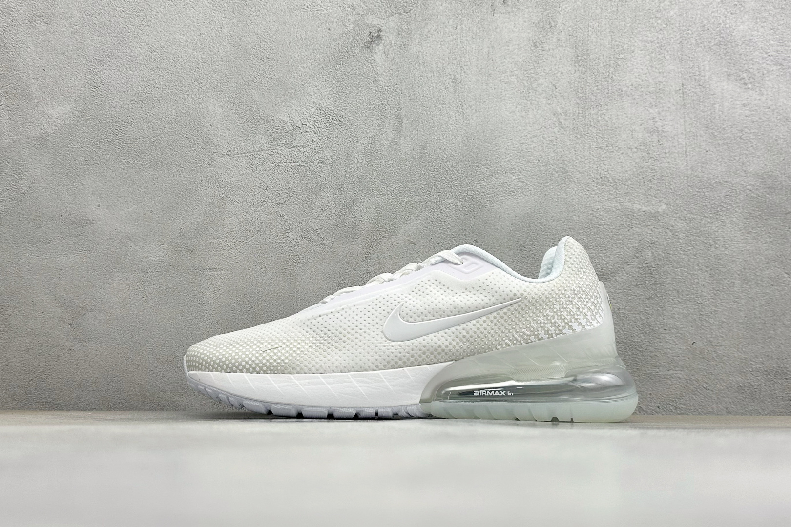 Nike Air Max Phoenix 复古子弹气垫运动跑步鞋 FZ5307-102 Nike Air Max Phoenix 复古子弹气垫运动跑步鞋 FZ5307-102