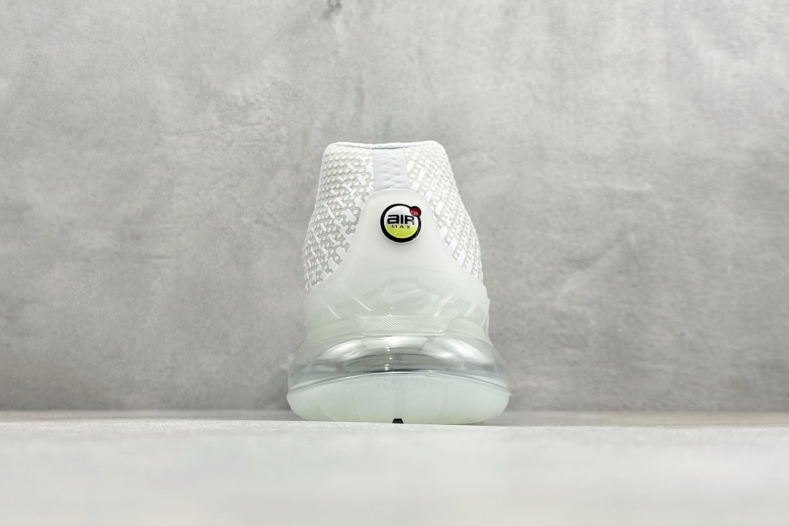Nike Air Max Phoenix 复古子弹气垫运动跑步鞋 FZ5307-102 Nike Air Max Phoenix 复古子弹气垫运动跑步鞋 FZ5307-102