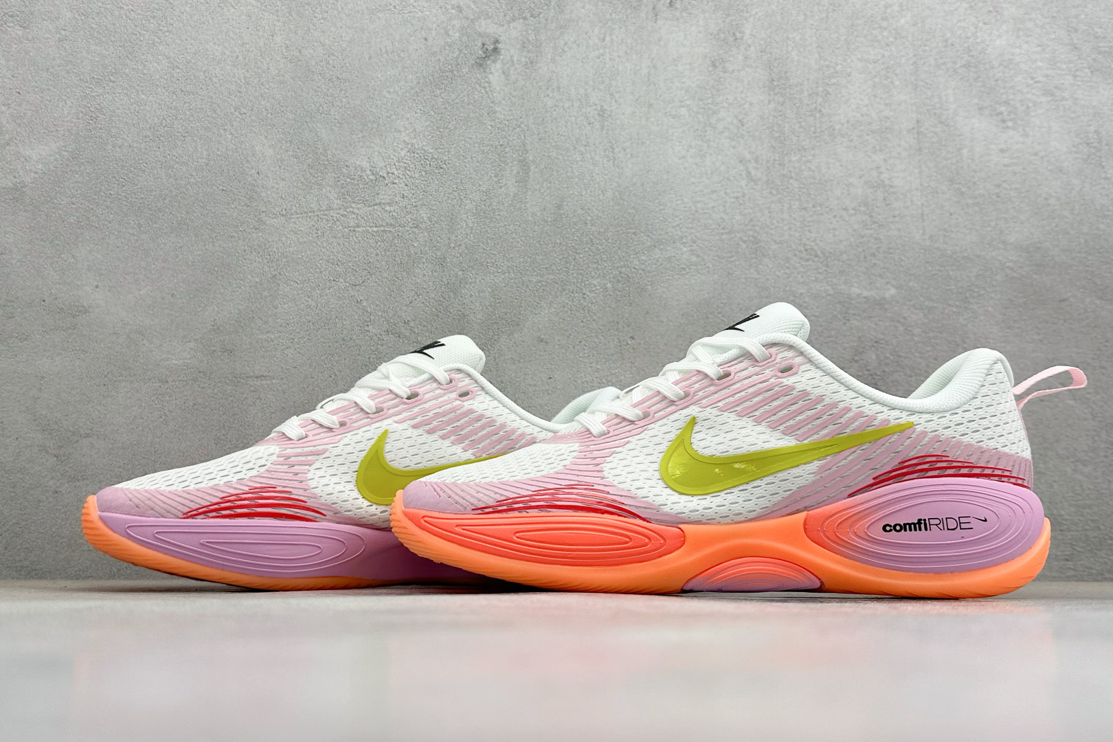 NIKE COMFIRIDE 透气防震运动跑步鞋 搭载柔软厚实的 ComfiRide 泡绵缓震配置 DX5886-003