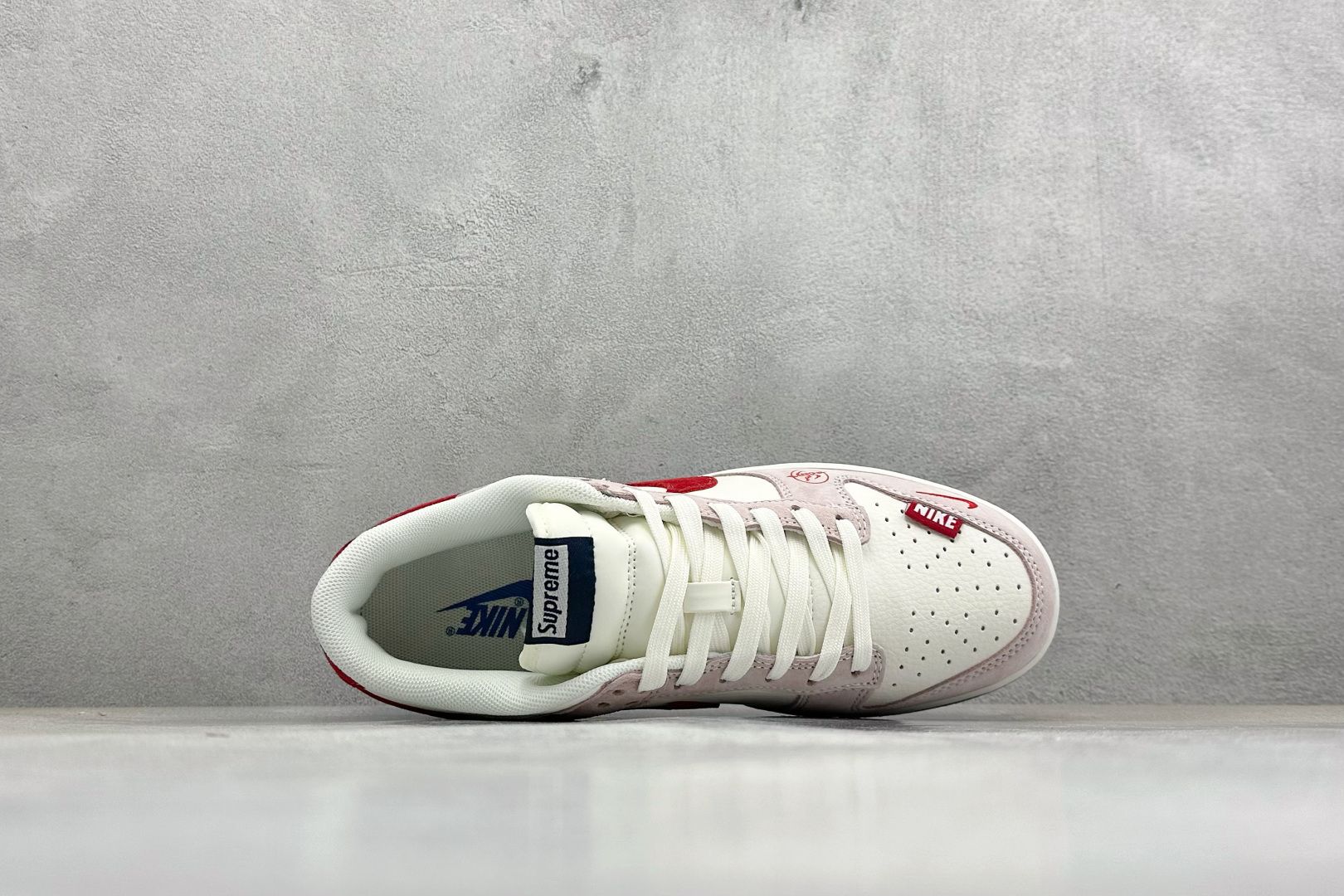 280 Nike Dunk Low 联名款 白红粉 复古休闲板鞋 XZ5899-112